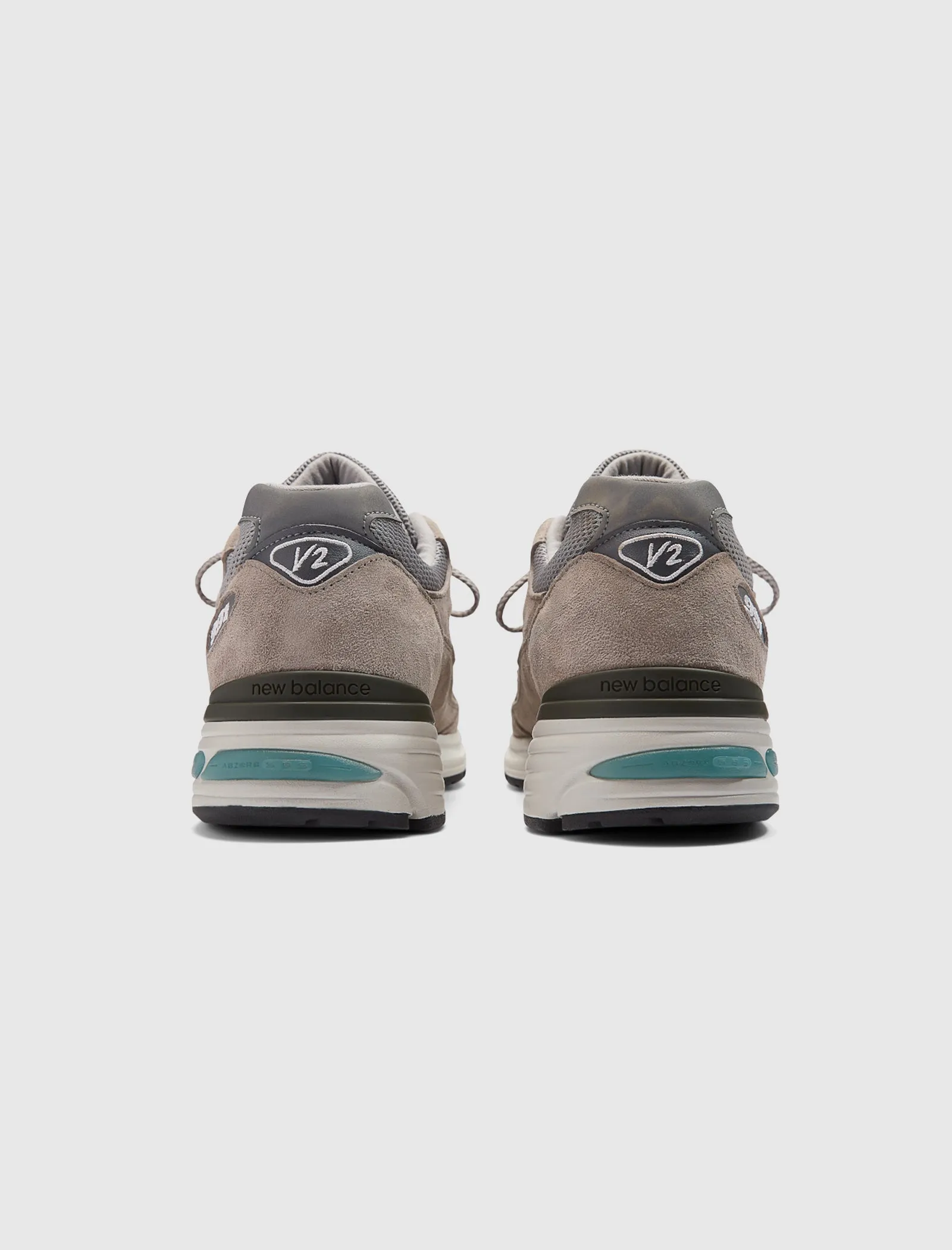 991V2 MADE IN UK "GREY"