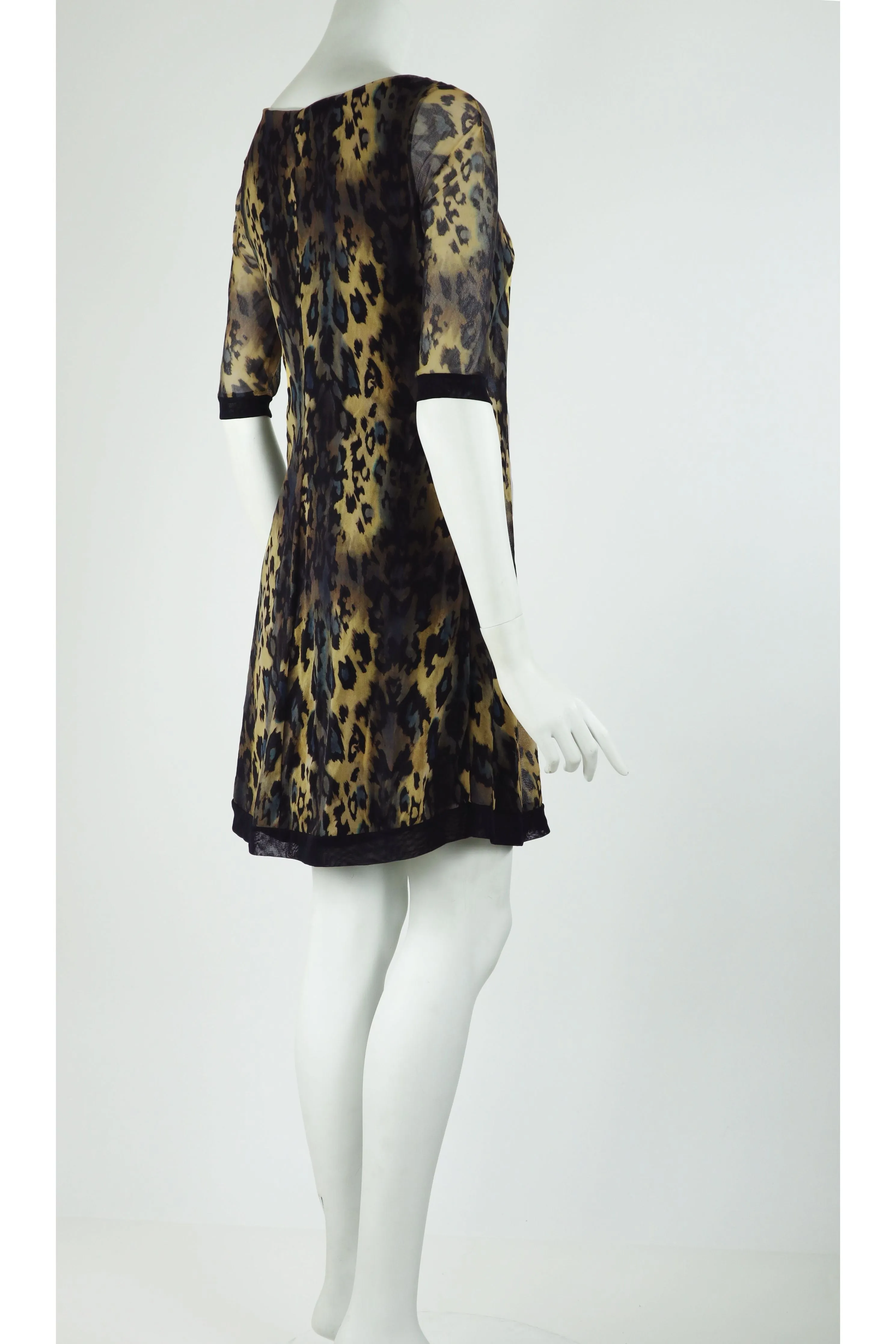 ABBEY Grommets and Ribbon 3/4 Sleeves A-Line Trapeze Dress