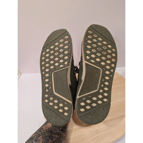 ADIDAS NMD XR1 Primeknit Olive Green Camo Camouflage Cargo Boost Sneakers Mens 8