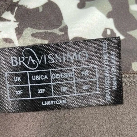 BRAVISSIMO ASTRID HIGH IMPACT SPORTS BRA CAMO WIRELESS NON PADDED 32F NEW