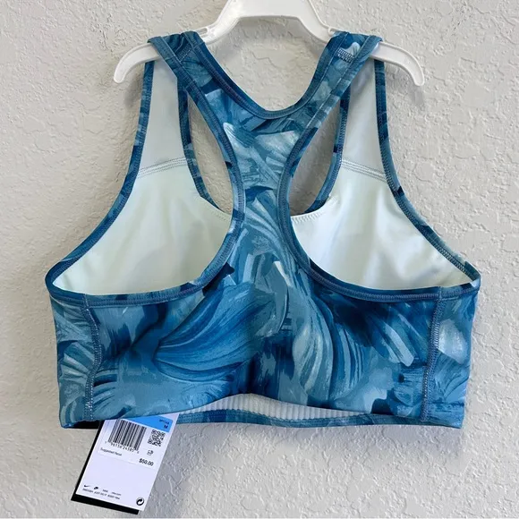 Bundle Nike Pro Women's 5&quot; Shorts &amp; Swoosh Medium-Support Padded Sports Bra