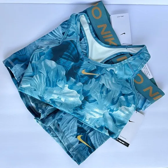 Bundle Nike Pro Women's 5&quot; Shorts &amp; Swoosh Medium-Support Padded Sports Bra