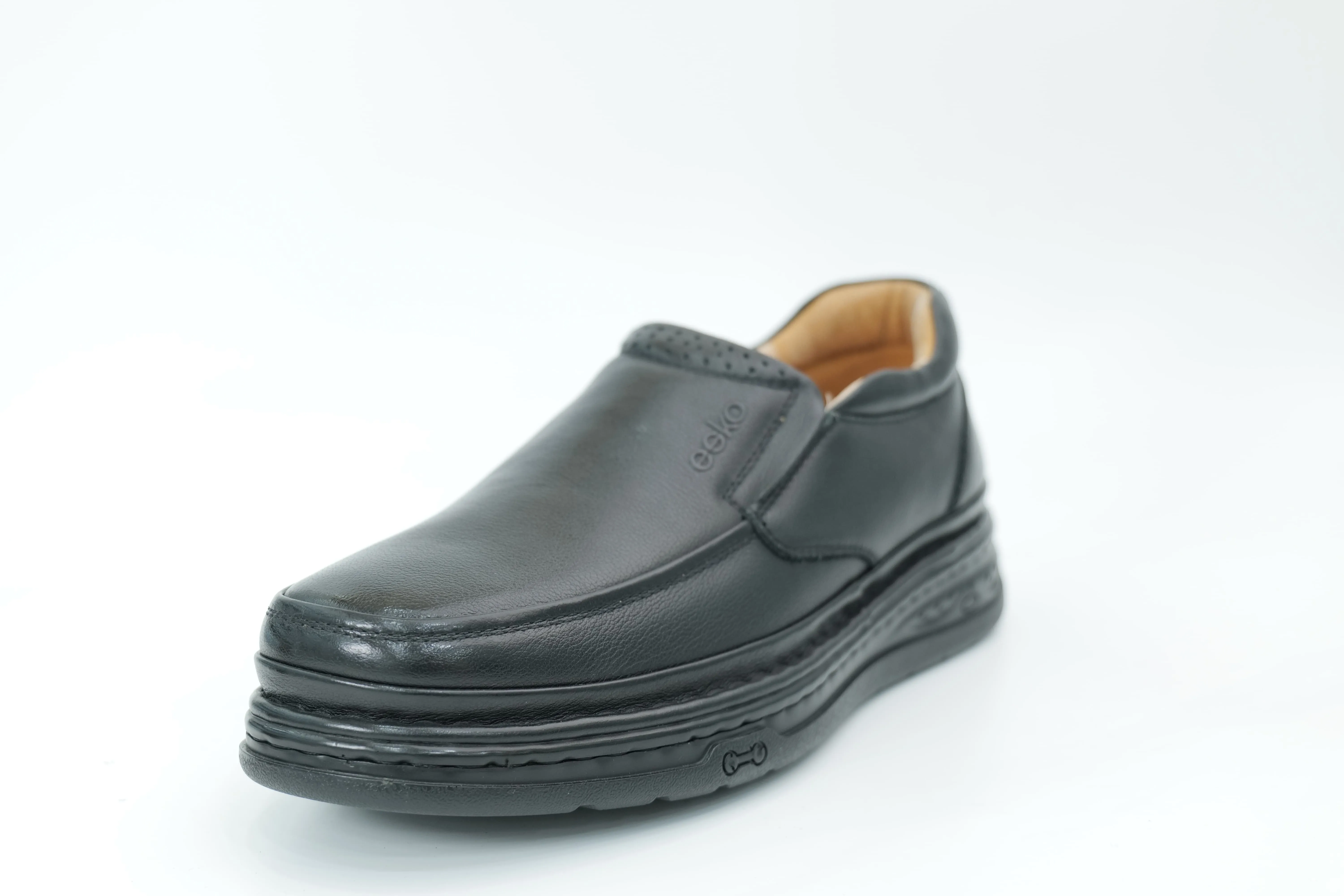 Casual shoes