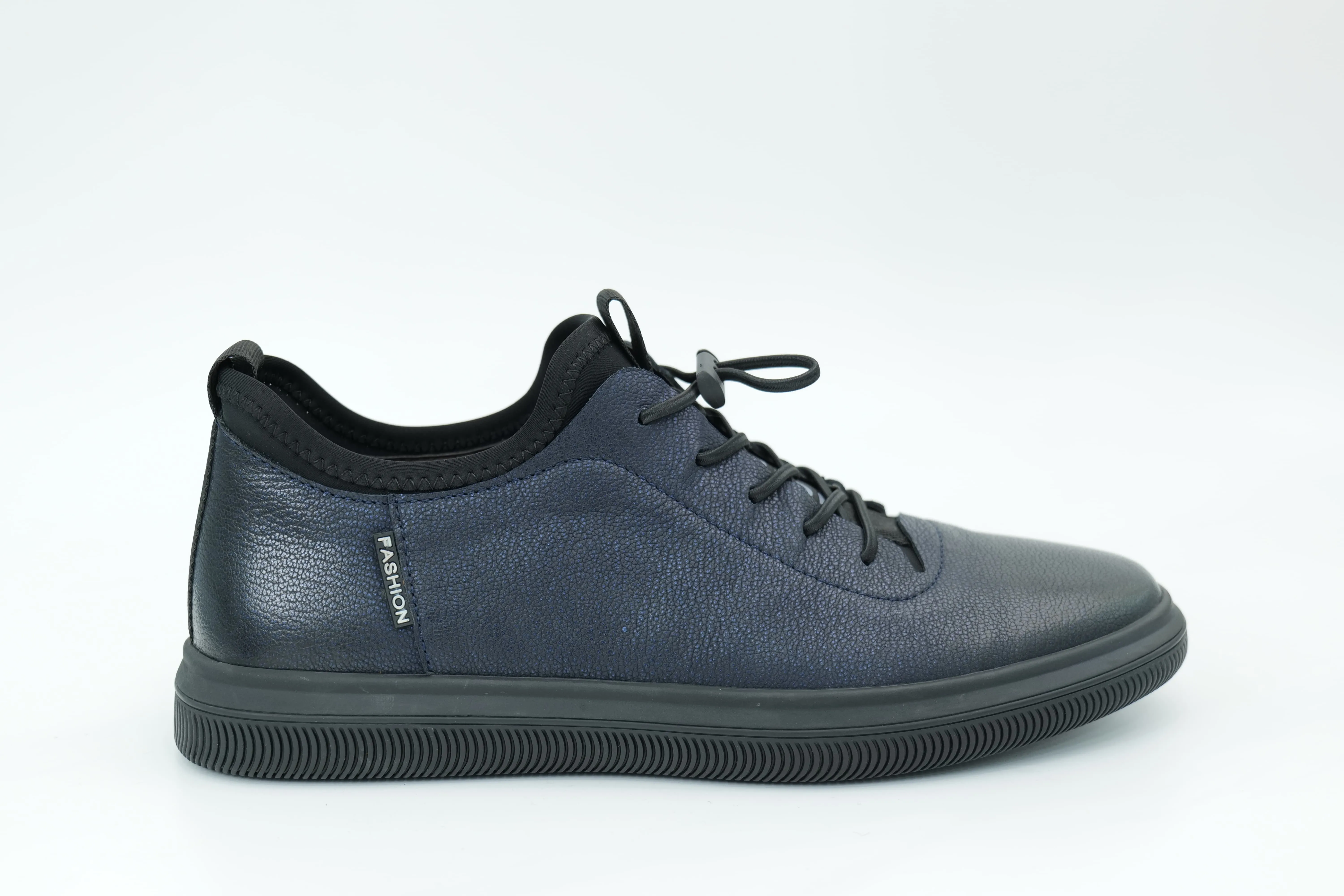 Casual shoes