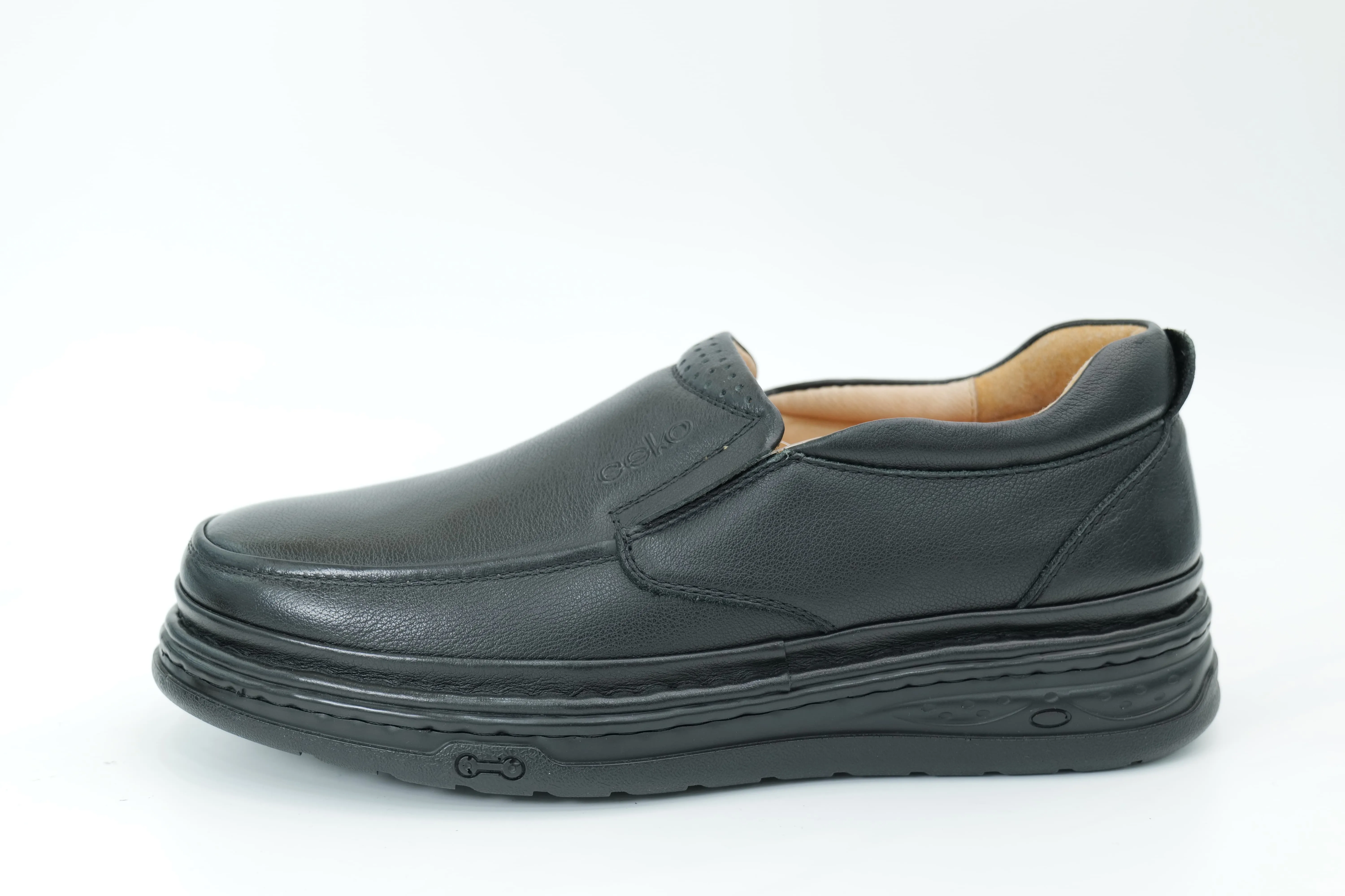 Casual shoes