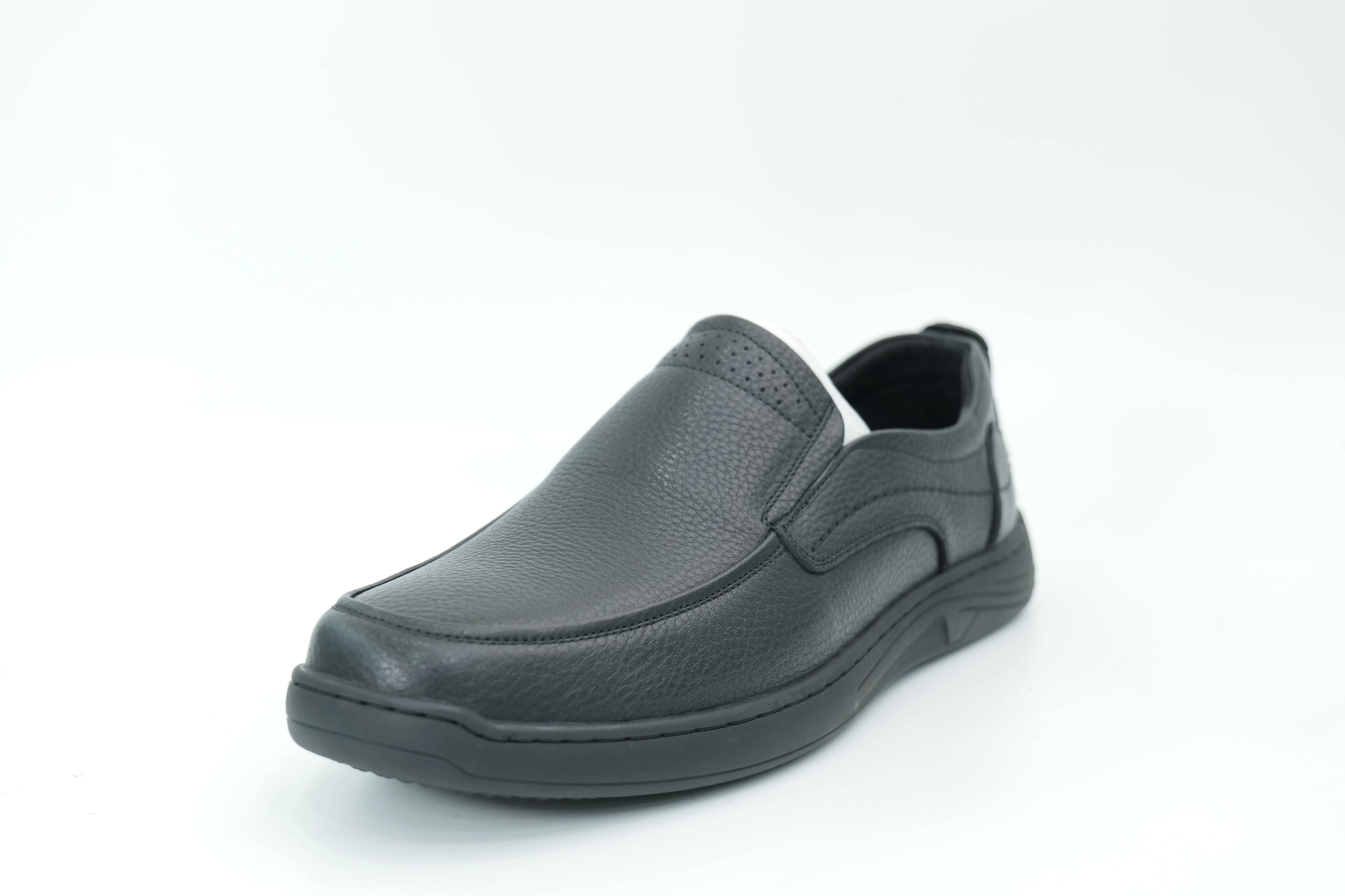 Casual shoes