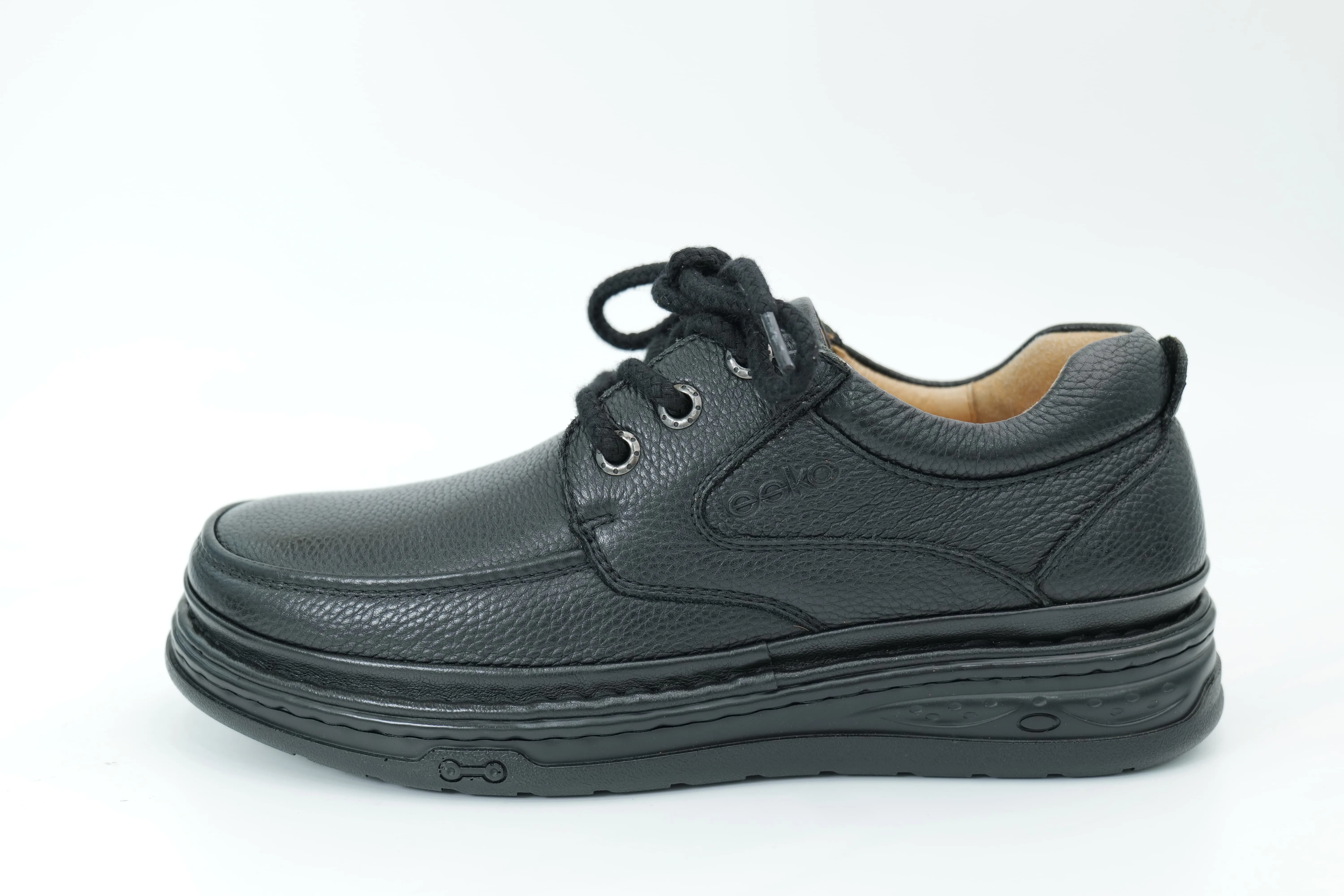 Casual shoes