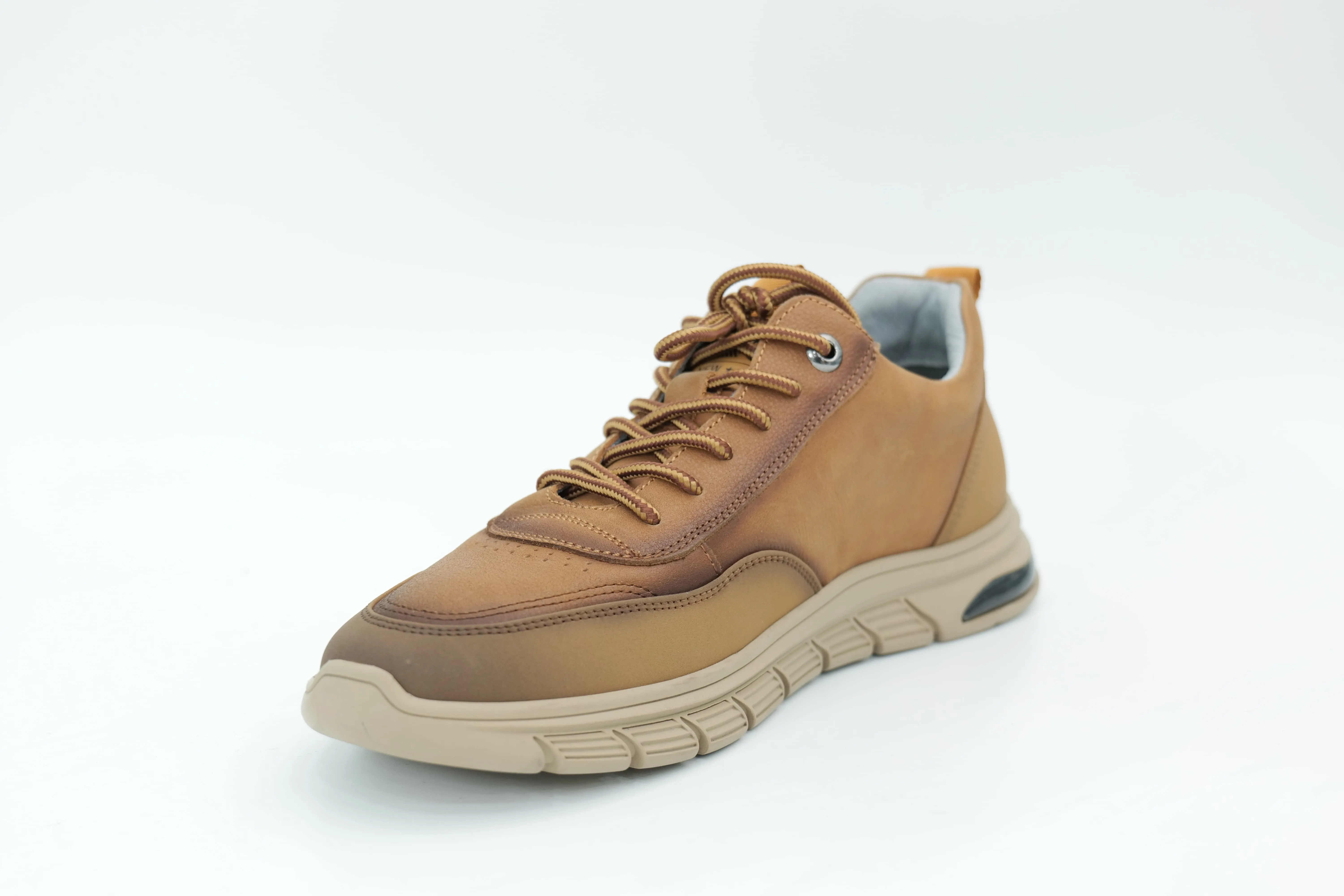 Casual shoes