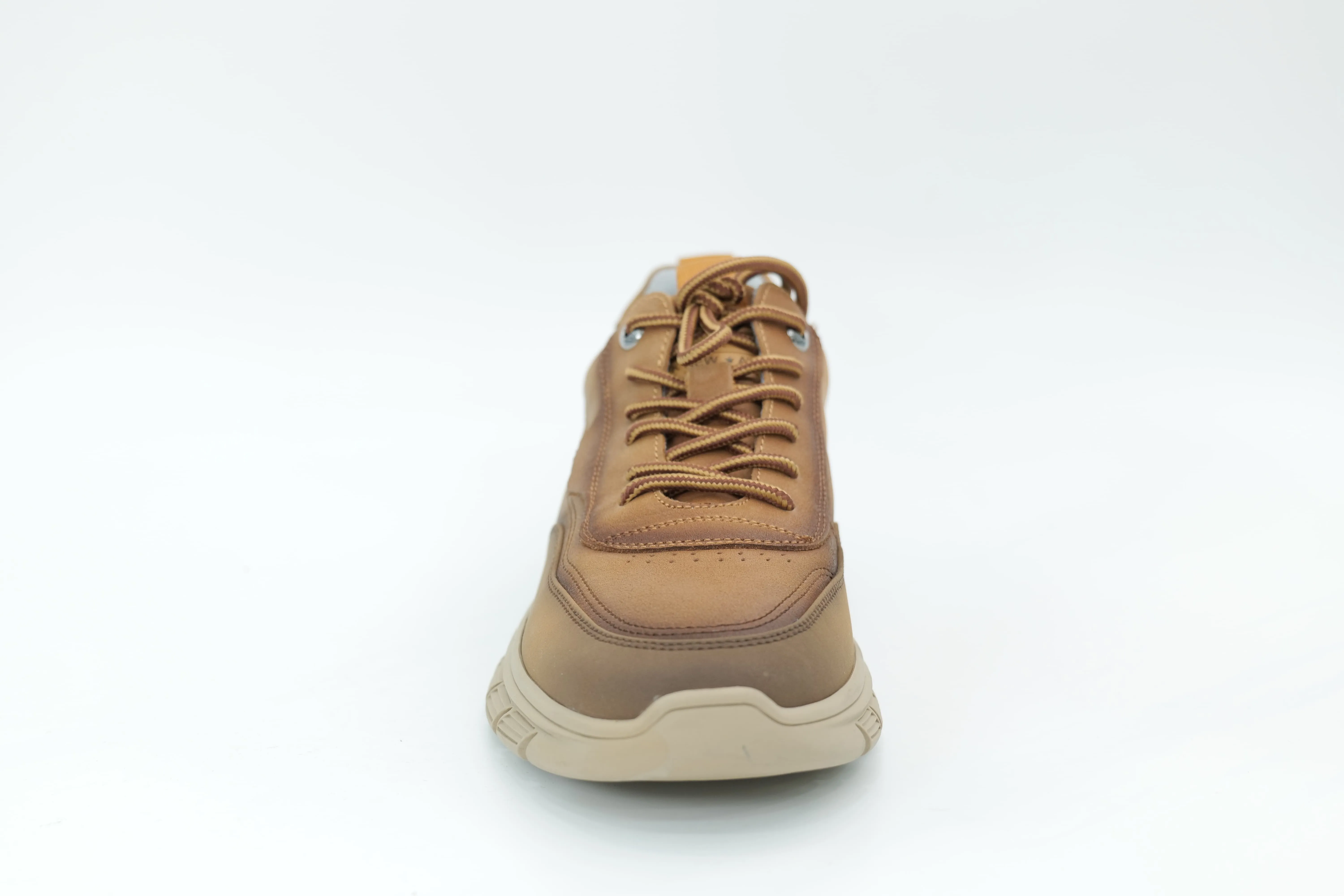Casual shoes