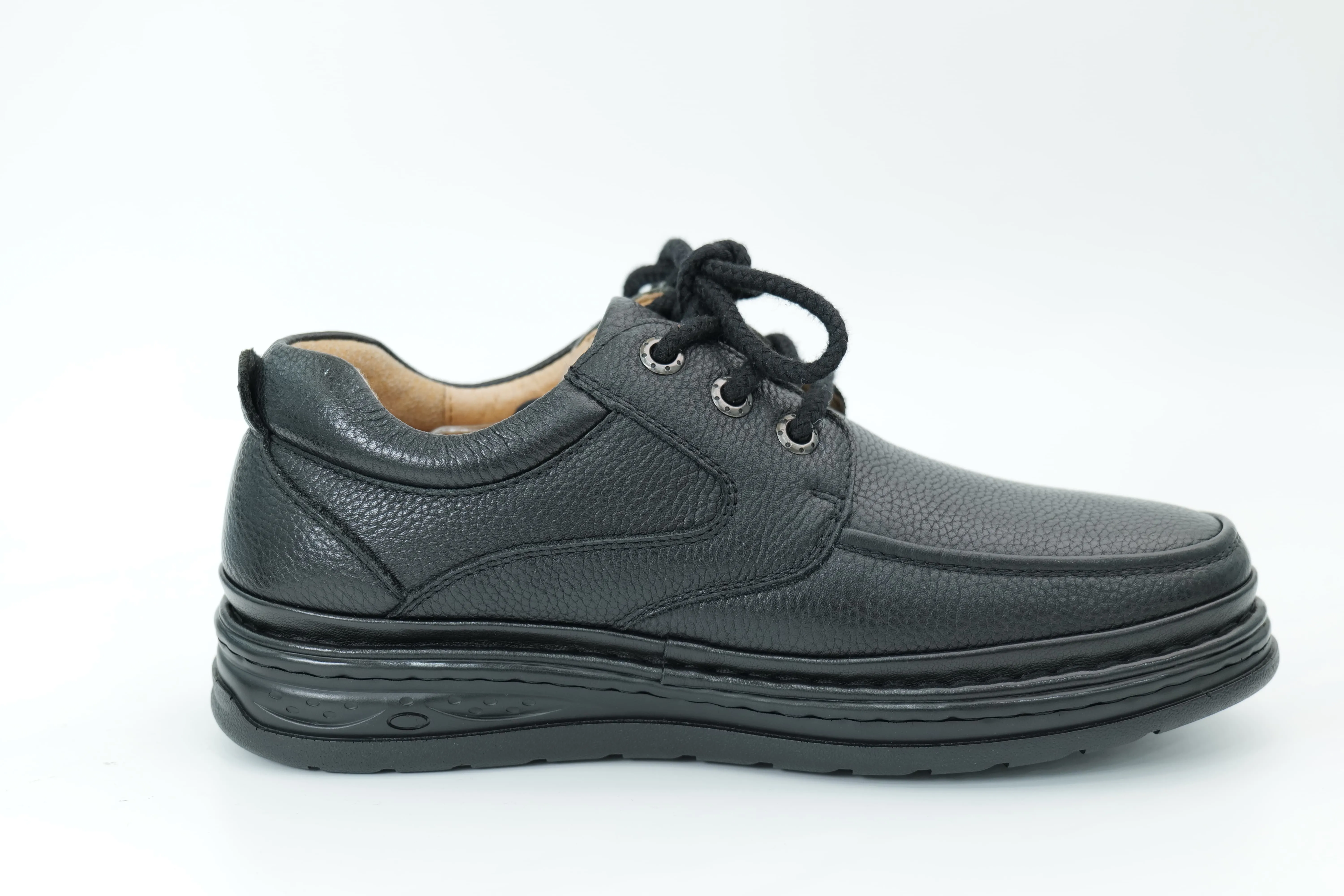 Casual shoes