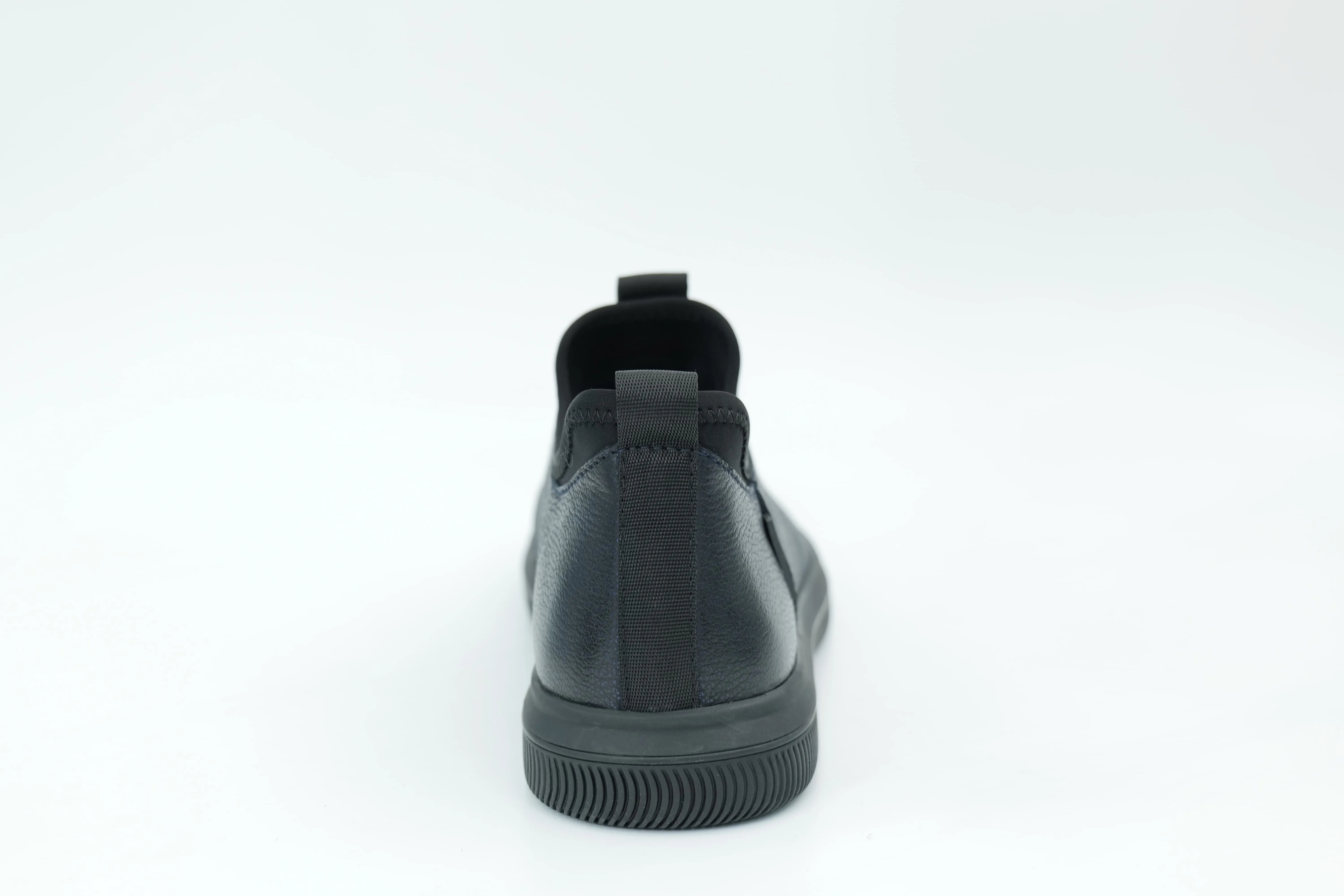 Casual shoes