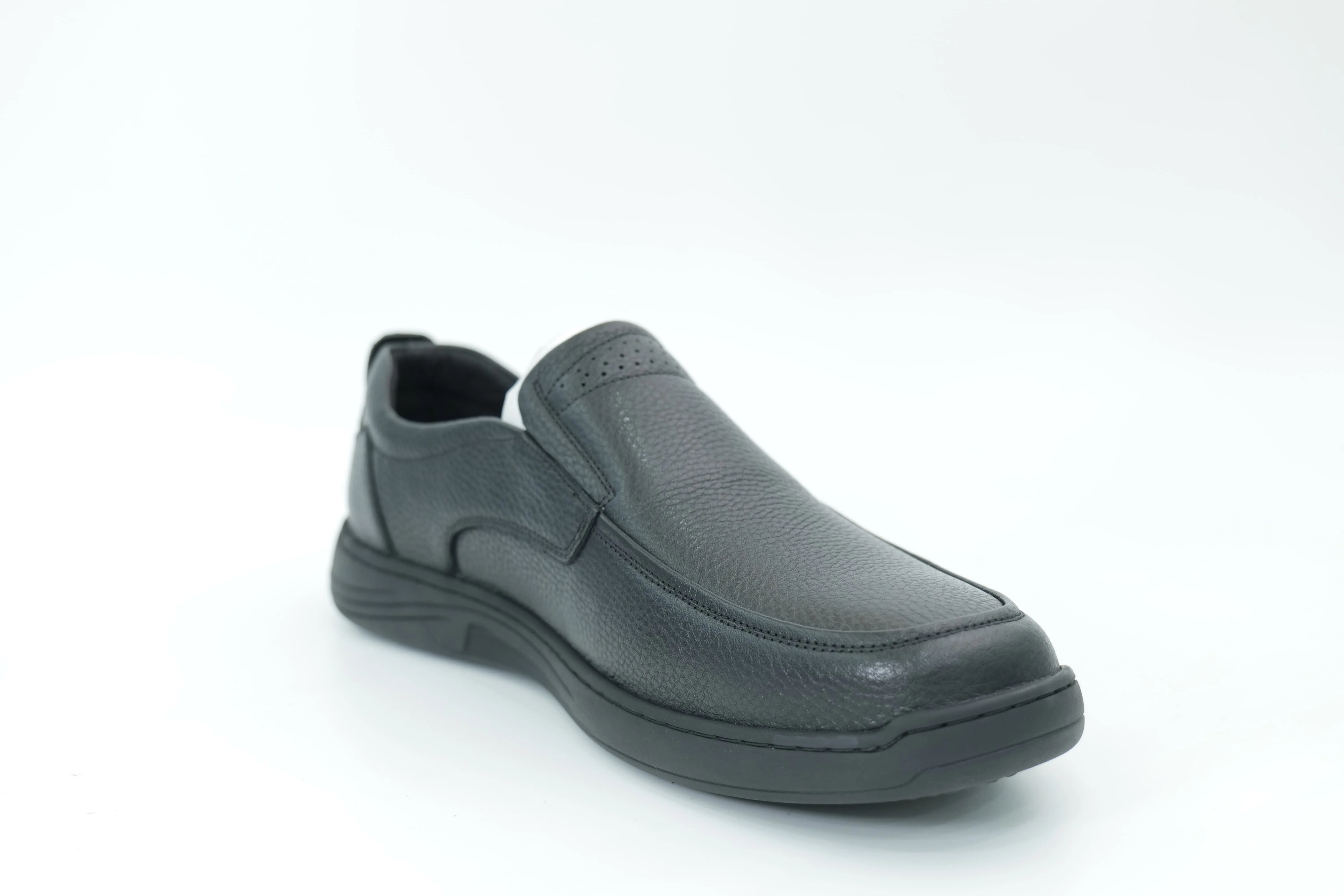 Casual shoes