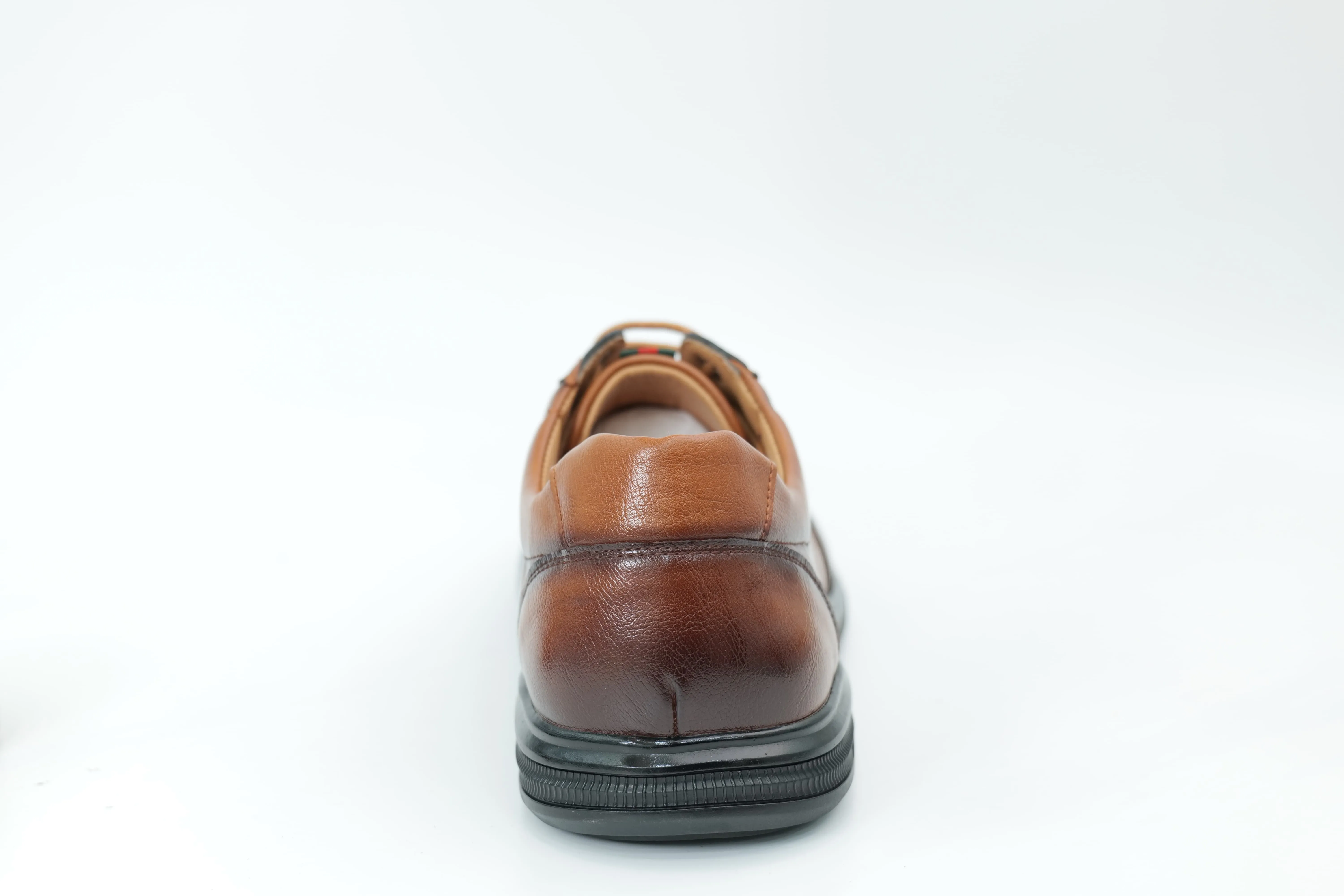 Casual shoes