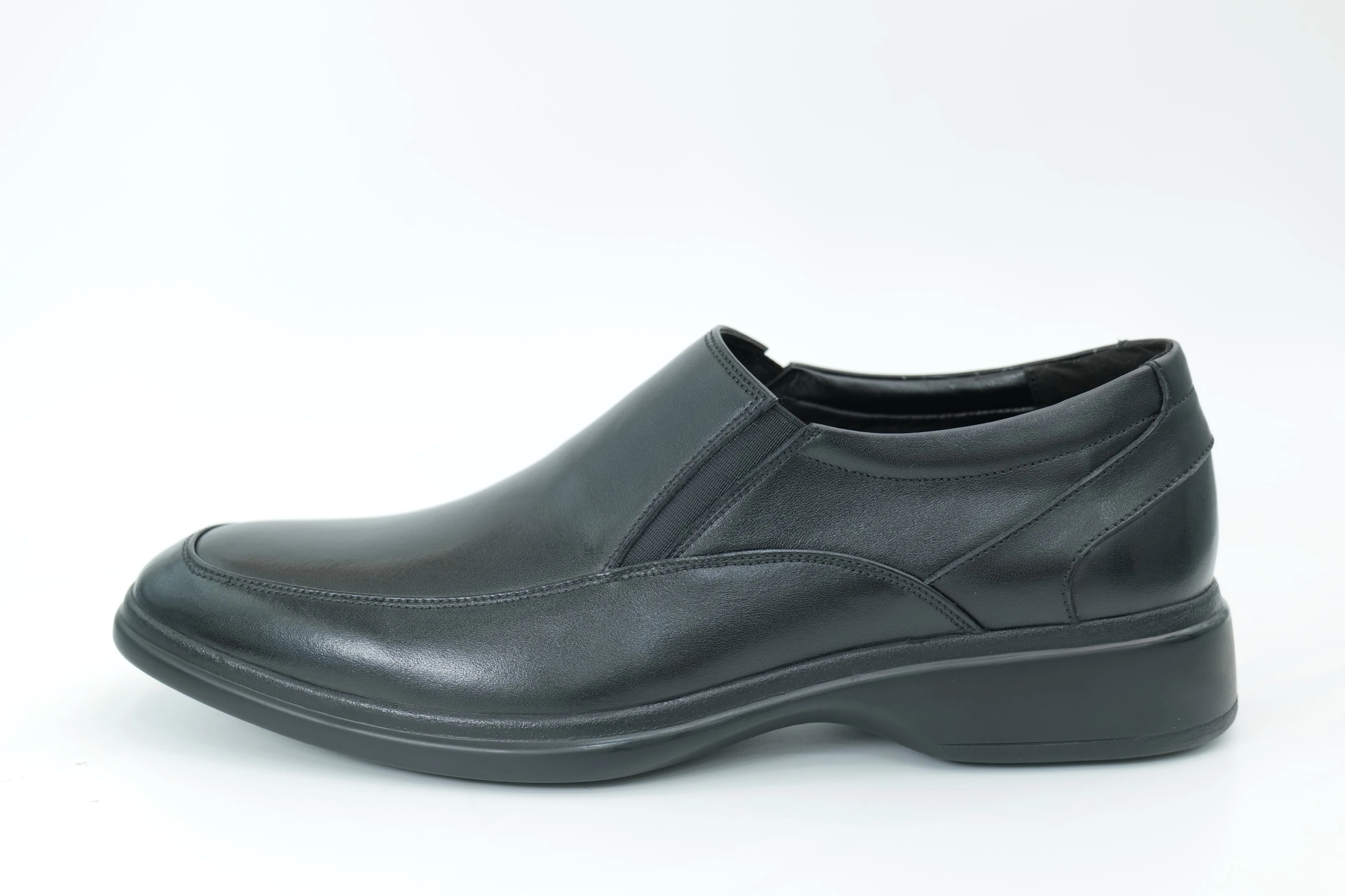 Casual shoes