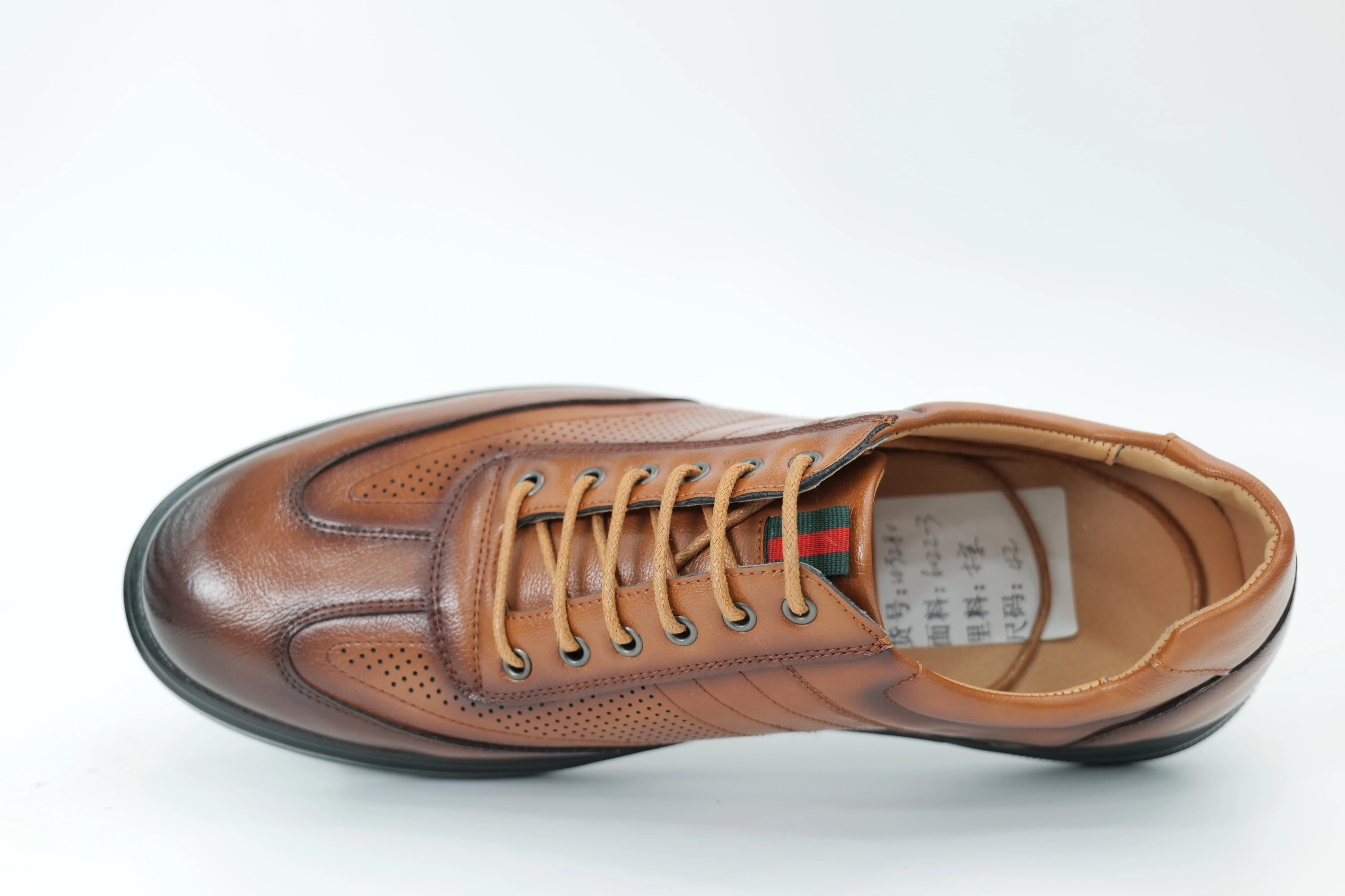 Casual shoes