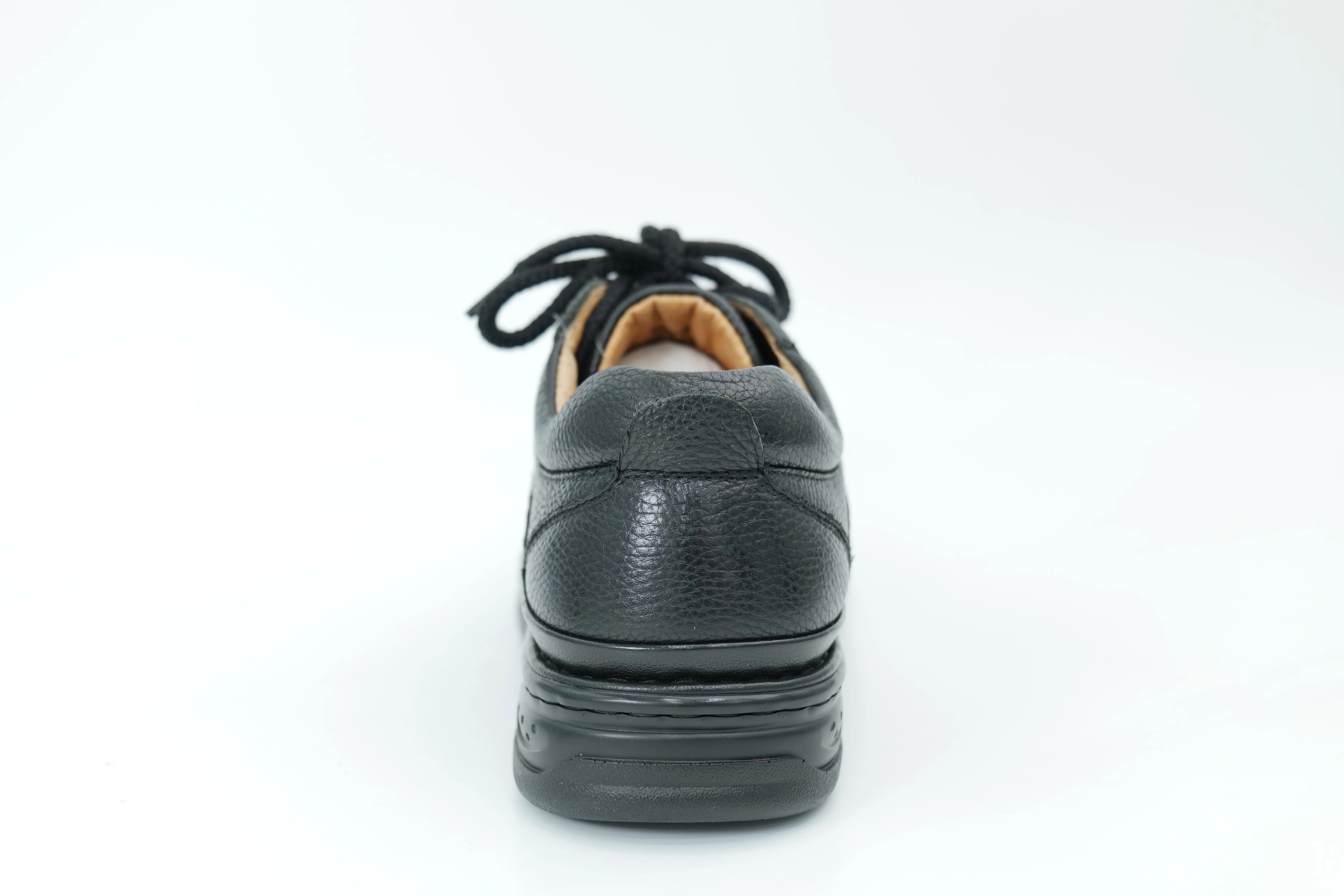 Casual shoes