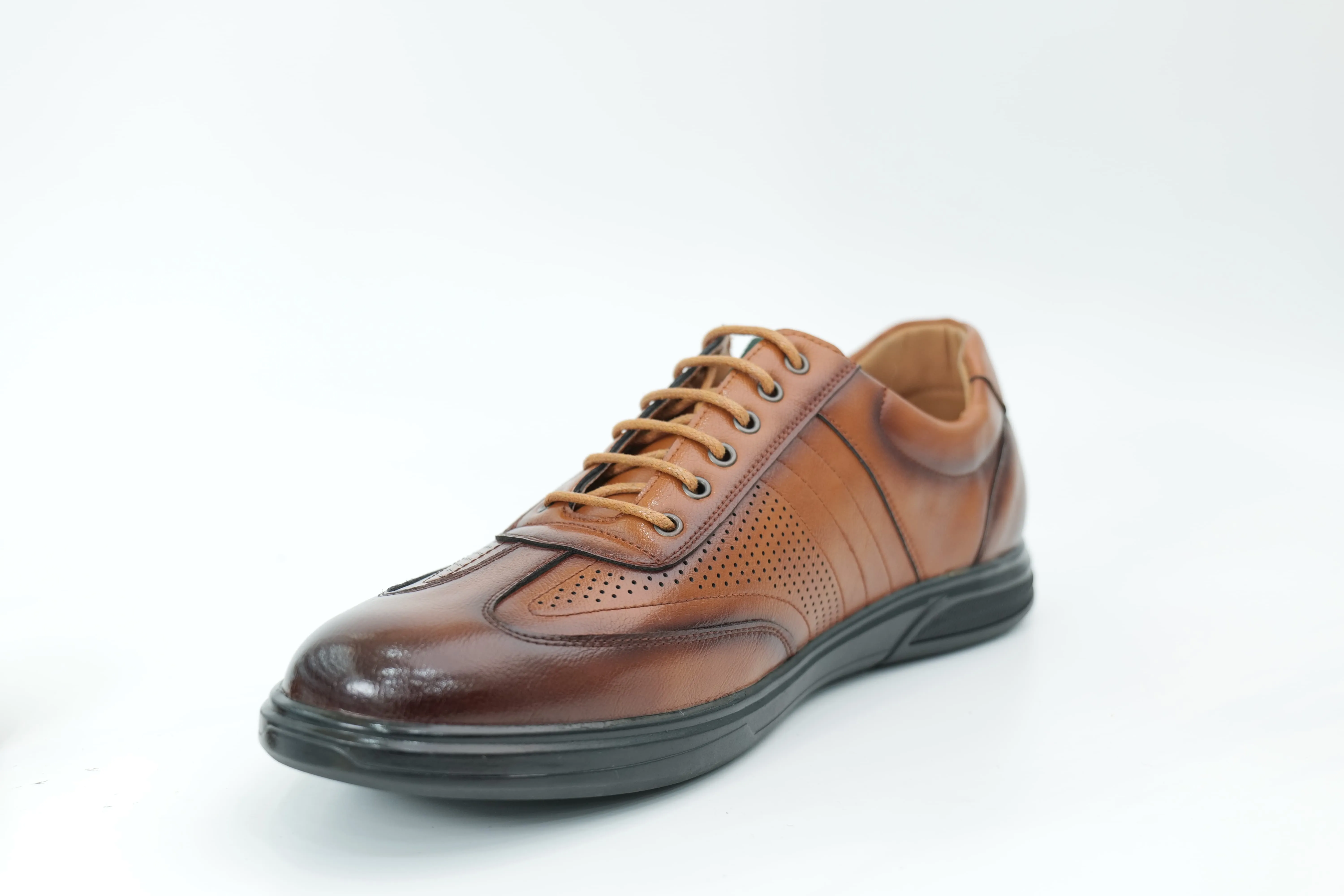 Casual shoes