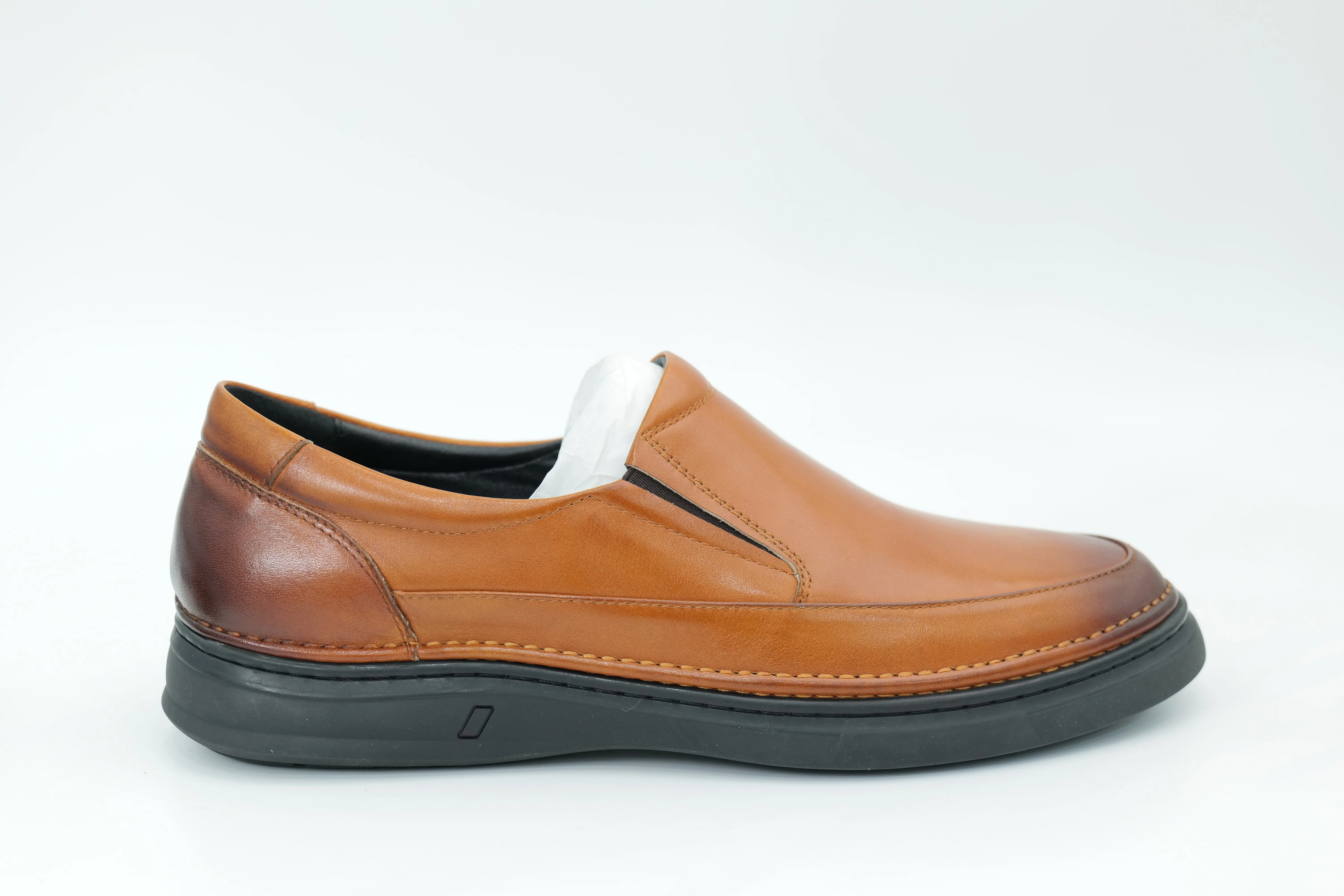Casual shoes