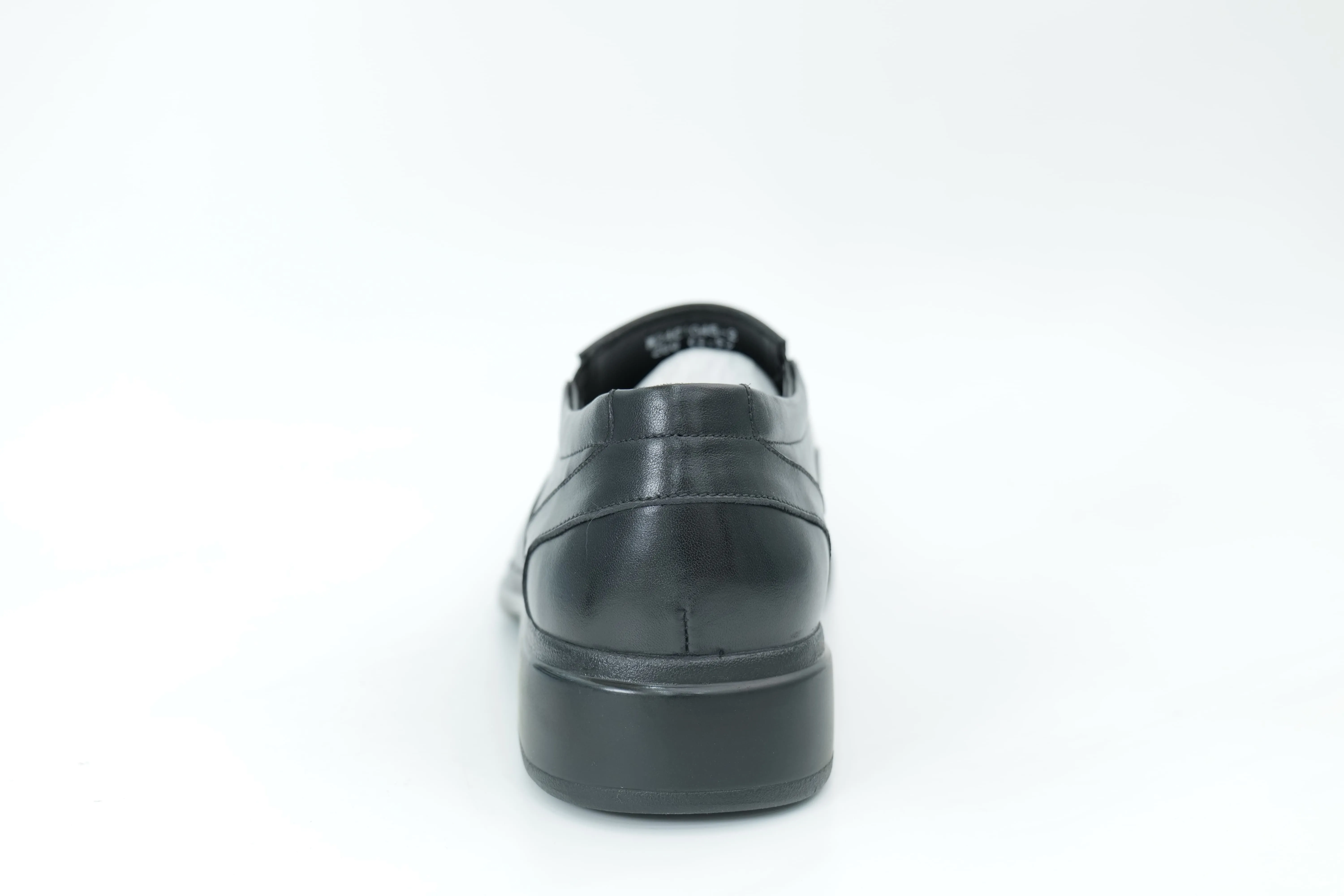 Casual shoes