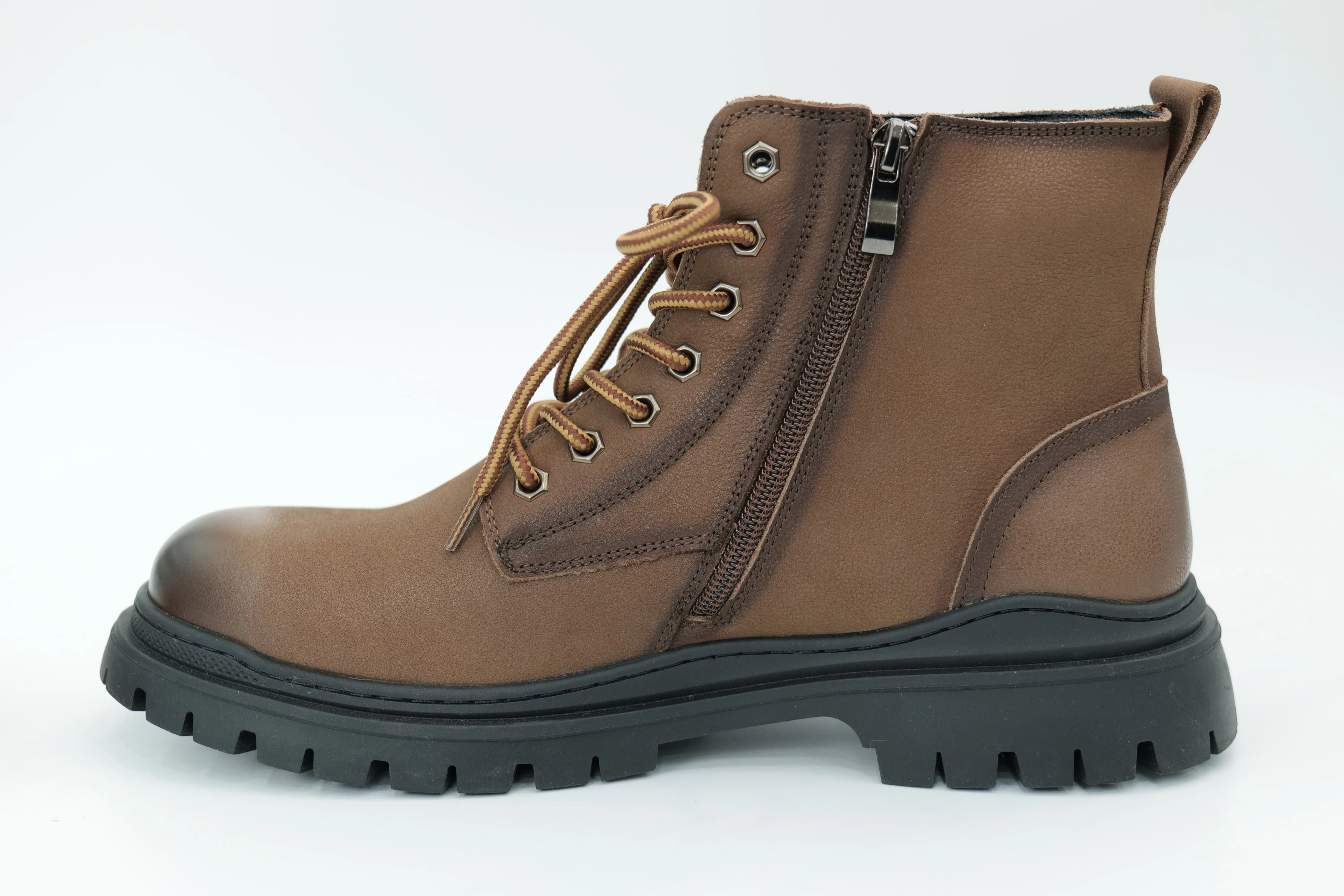 Casual shoes