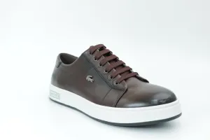 Casual sneakers