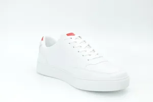 Casual sneakers