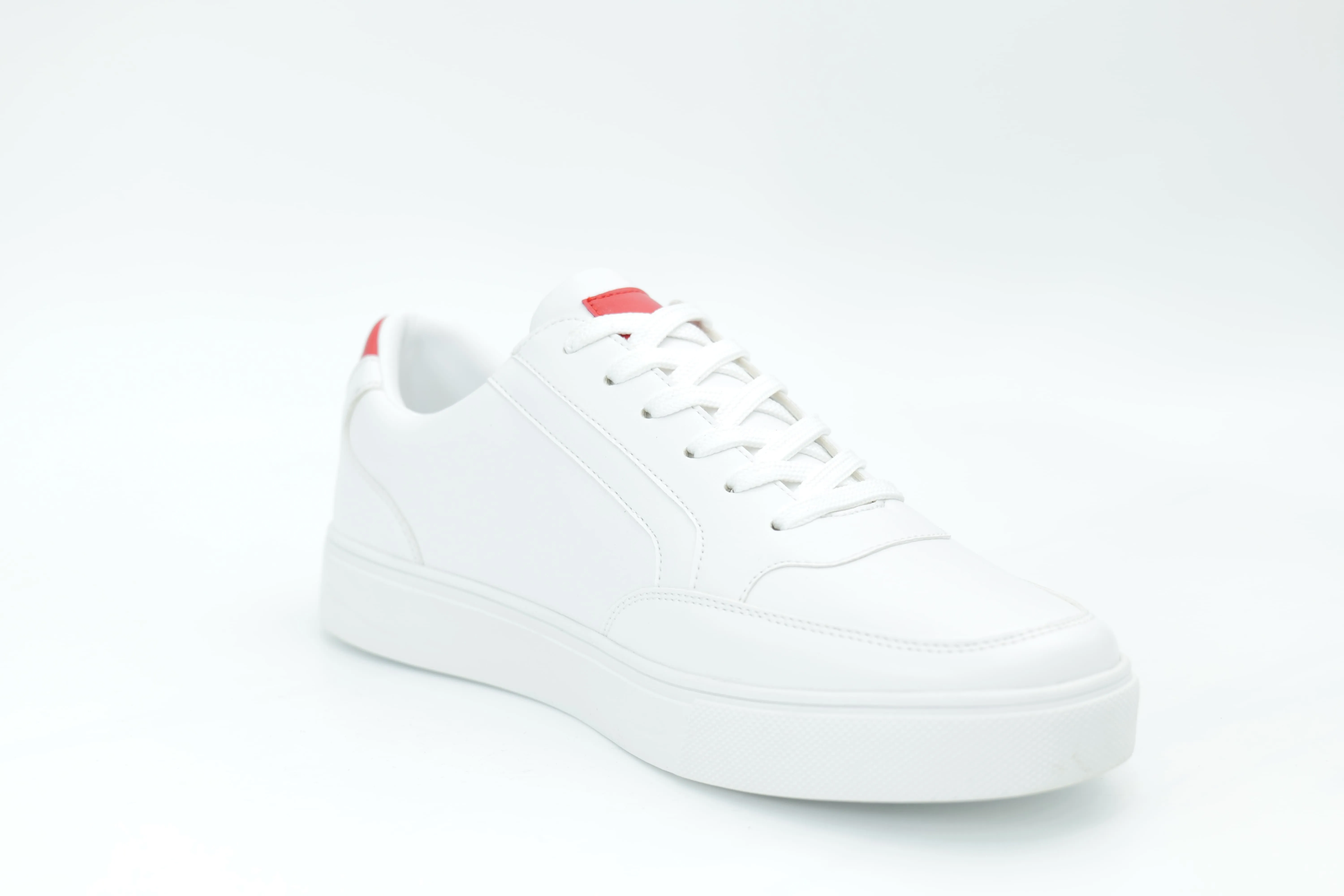 Casual sneakers
