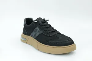 Casual sneakers
