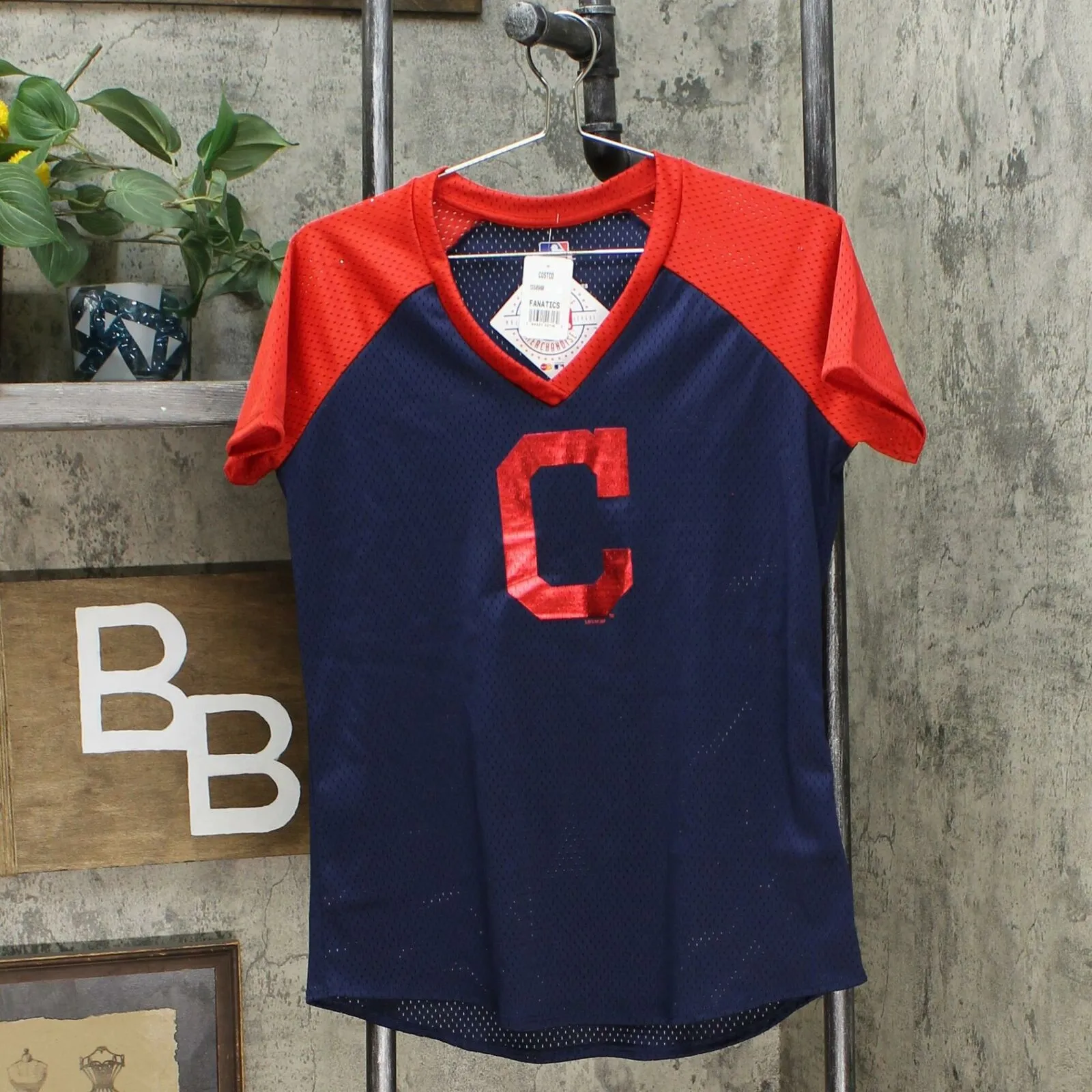 Fanatics Women's MLB Mesh Short Sleeve Raglan T-Shirt
