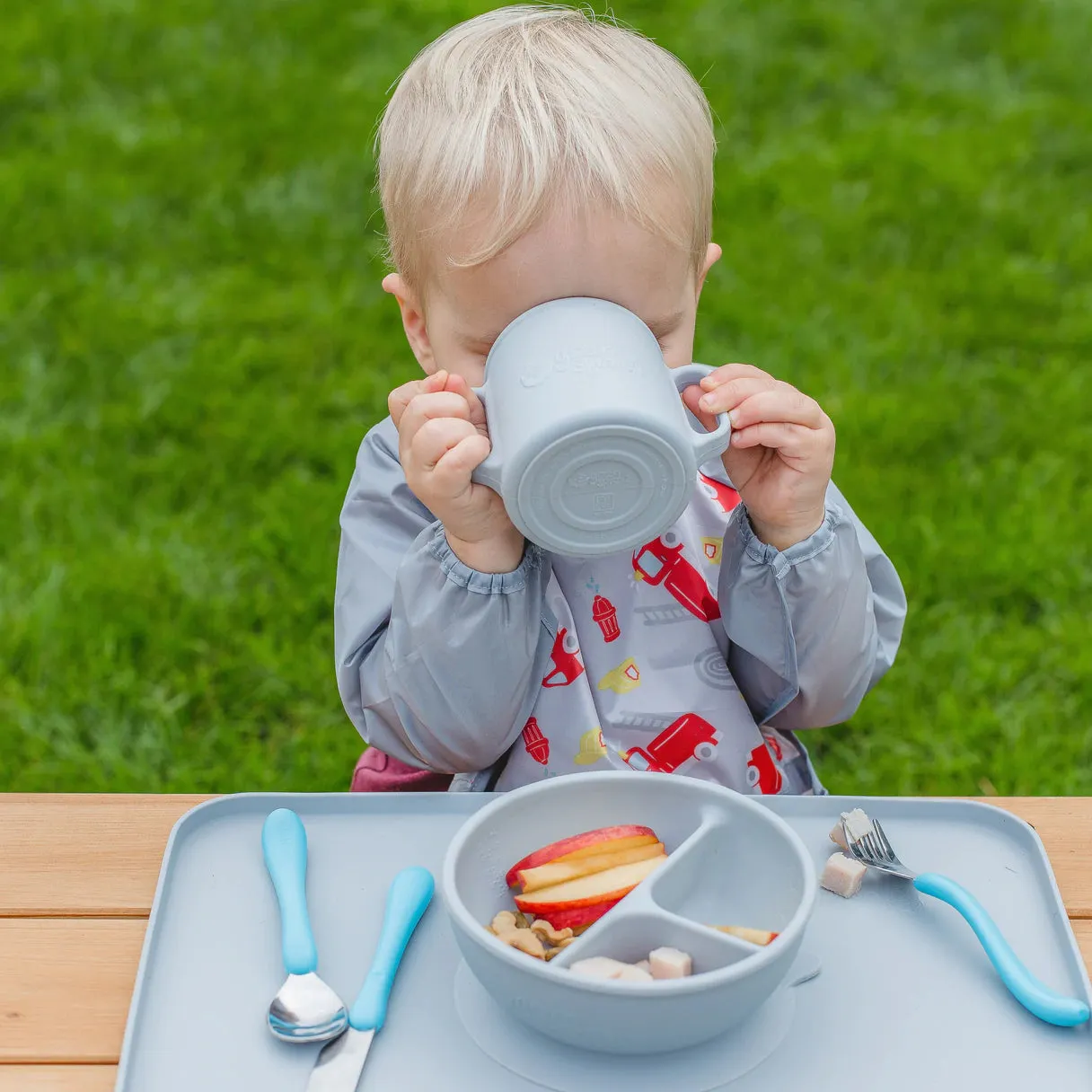 Green Sprouts Learning Cup Made From Silicone - Gray (12M )