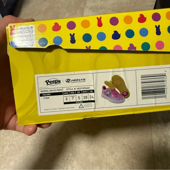 HeelysRezerve Low Peeps kids sneakers youth 6 brand new in box