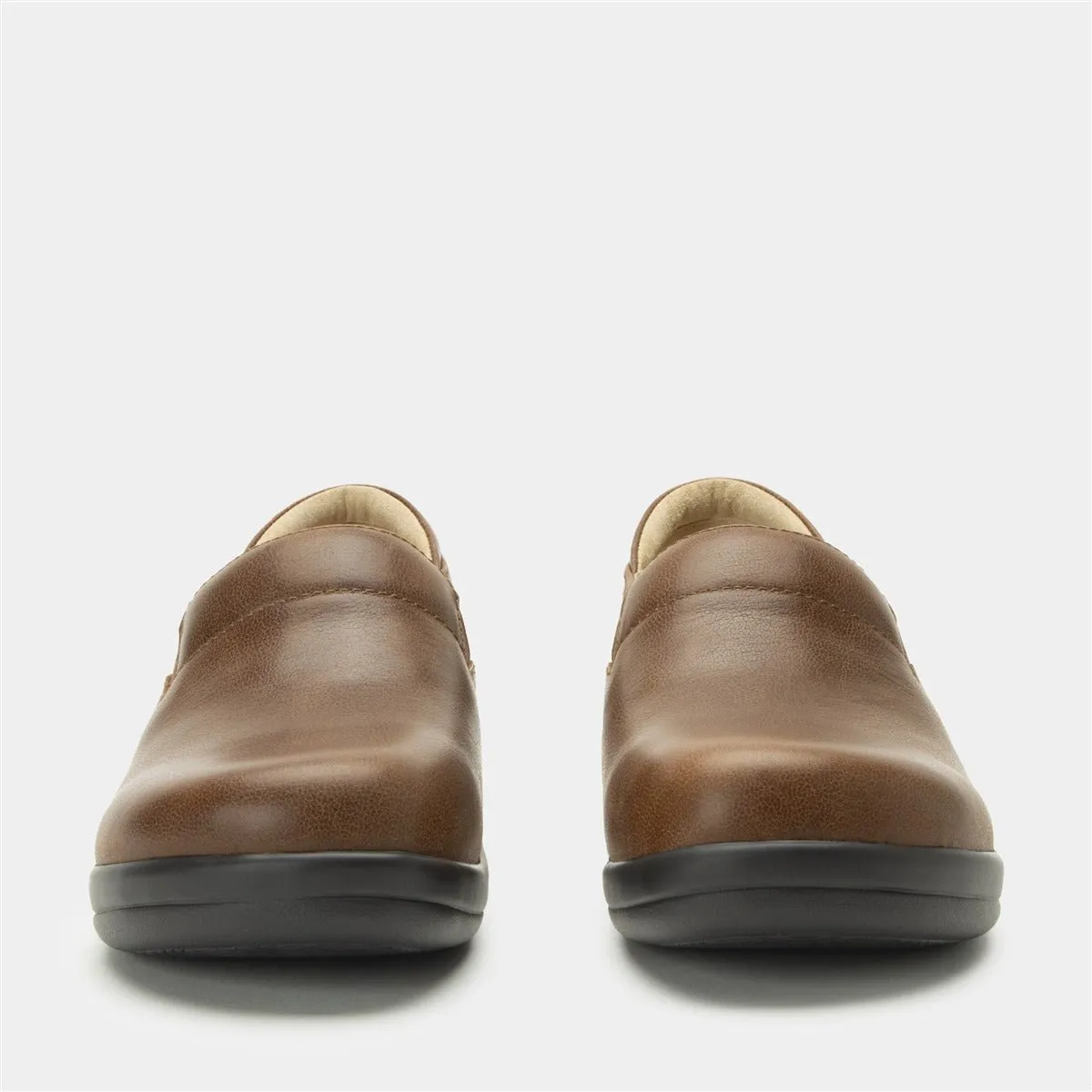 Keli | Leather | Walnut