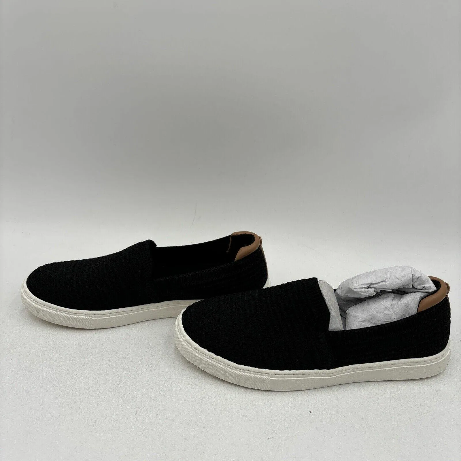 Kelly & Katie Estarr Slip-On Sneaker Black Size 8M - Very Good