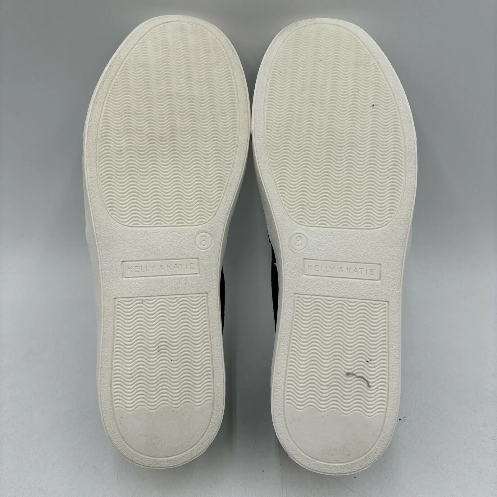 Kelly & Katie Estarr Slip-On Sneaker Black Size 8M - Very Good