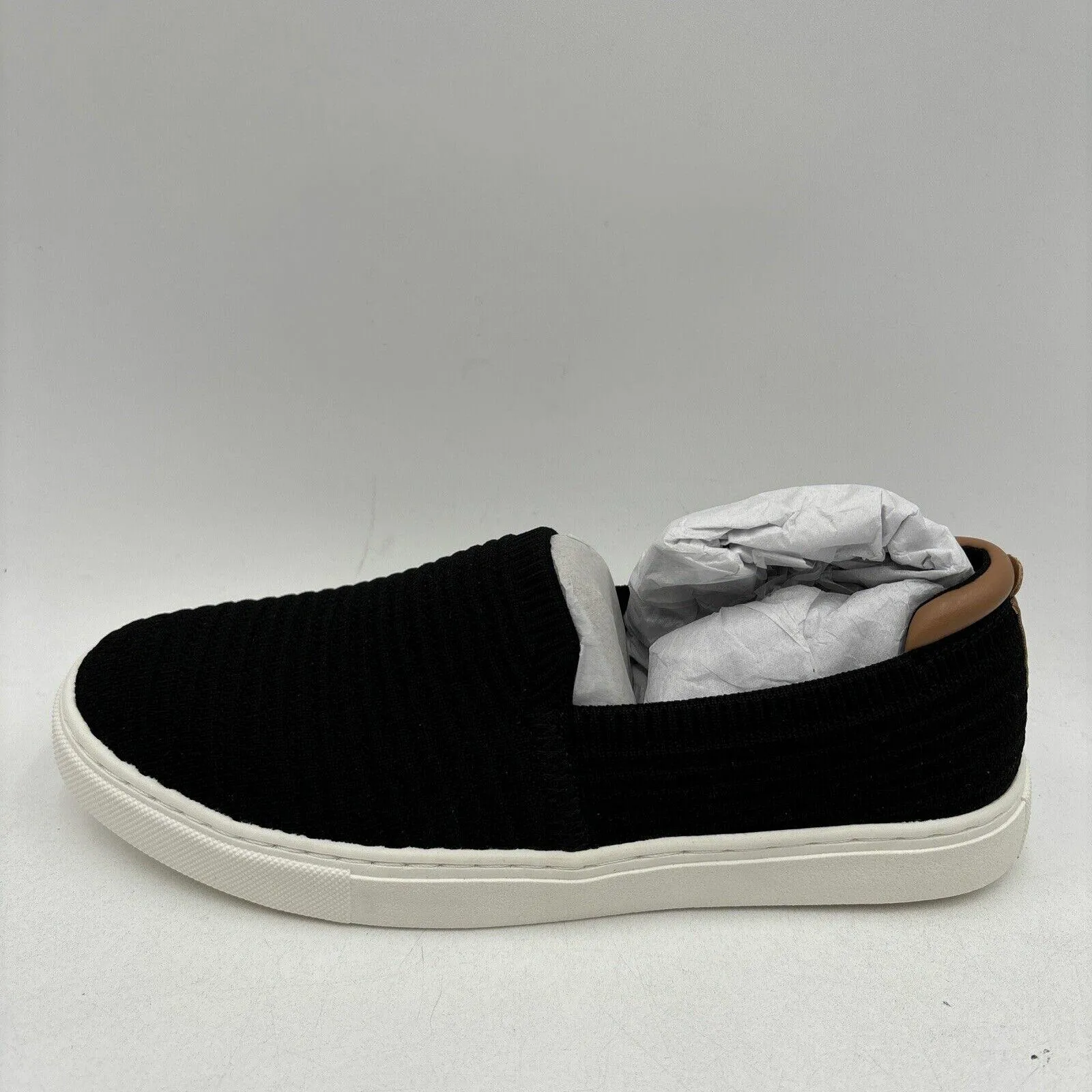 Kelly & Katie Estarr Slip-On Sneaker Black Size 8M - Very Good