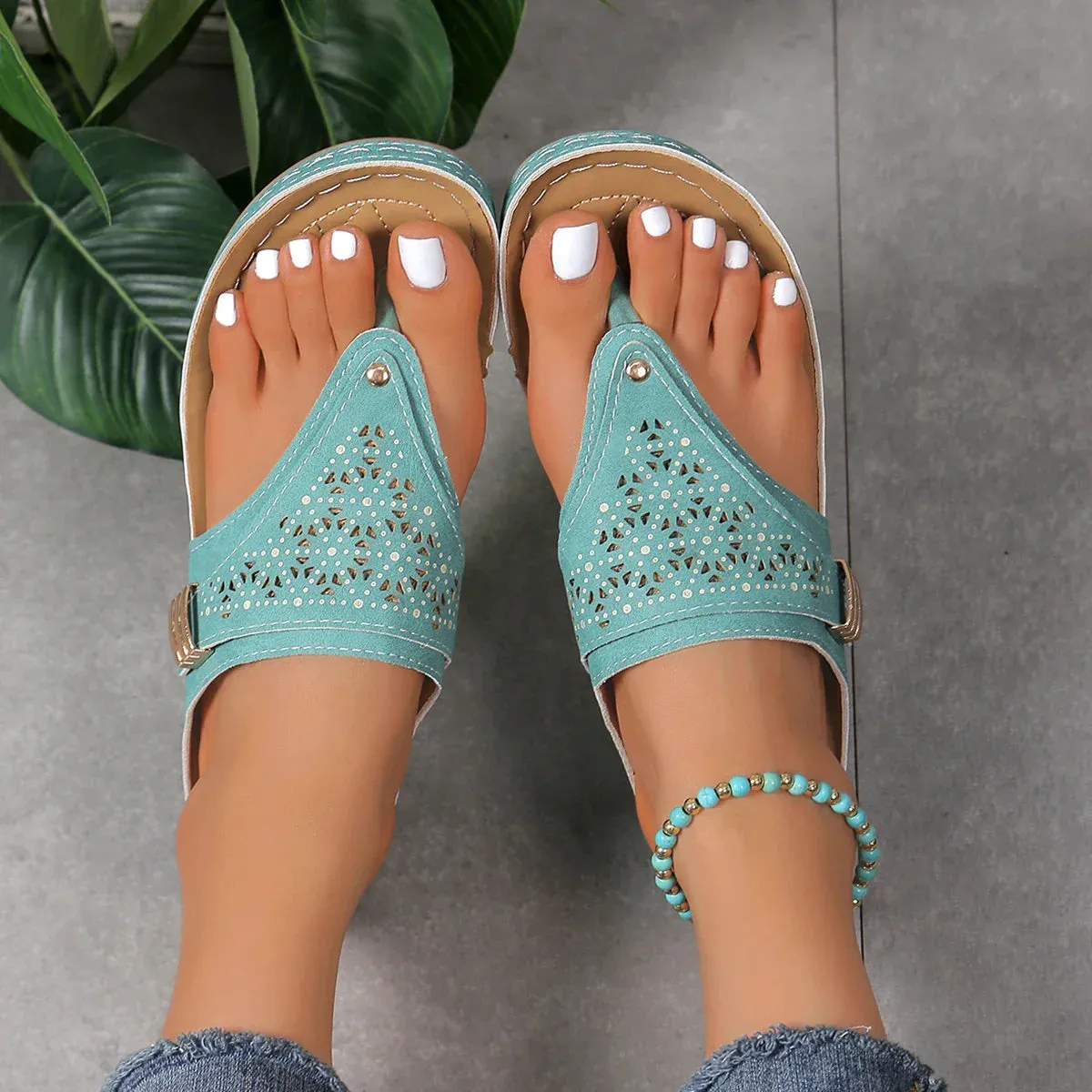 Monika - Comfy and Chic Slip-Ons