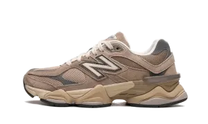 New Balance 9060 Driftwood Castlerock