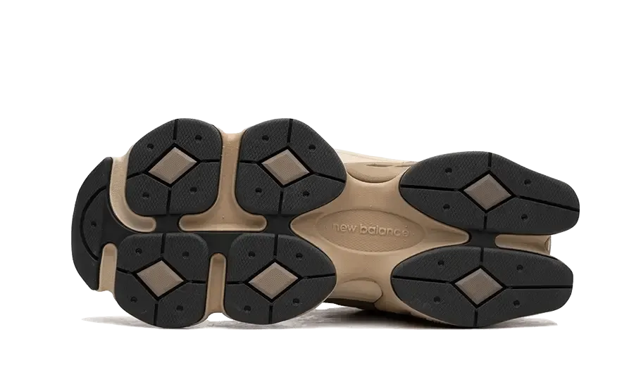 New Balance 9060 Driftwood Castlerock