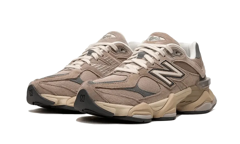 New Balance 9060 Driftwood Castlerock