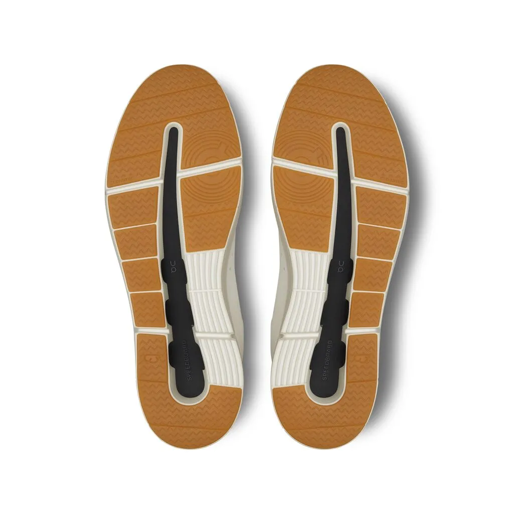 On Running The Roger Advantage (Mens) - White/Spice