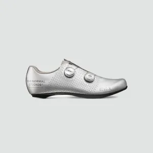Pas Normal Studios x Fizik Mechanism Road Shoe - Silver