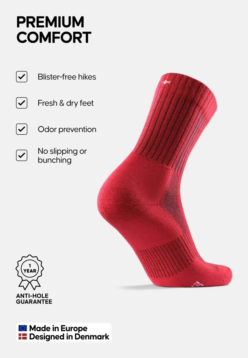 PREMIUM HIKING SOCKS