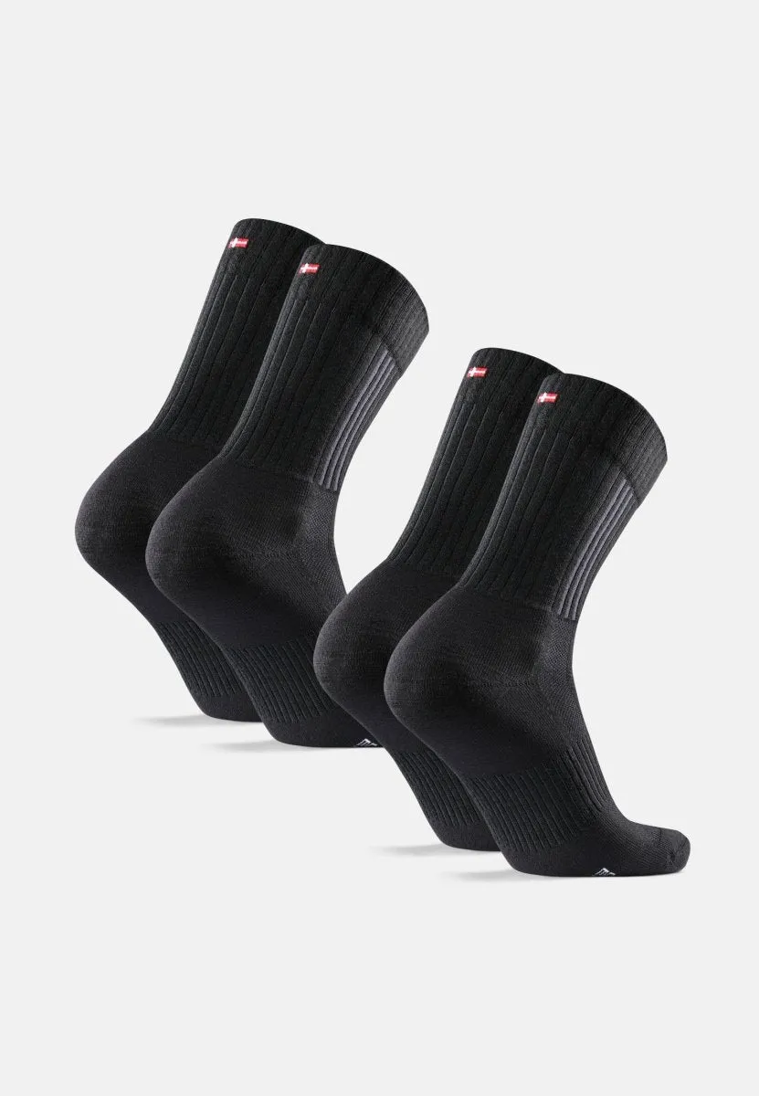 PREMIUM HIKING SOCKS