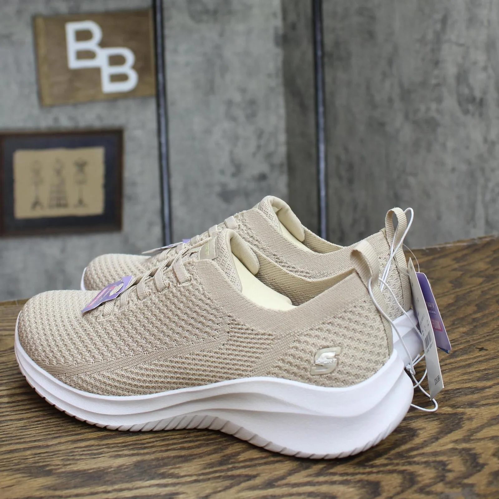S Sport By Skechers Womens Resse 2.0 Elastic Gore Sneakers Taupe Brown 7.5M