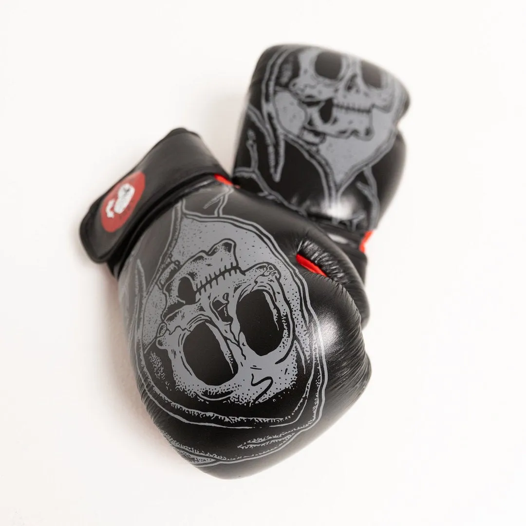 True Illusion Reaper Muay Thai / Boxing Gloves - 16oz - Leather