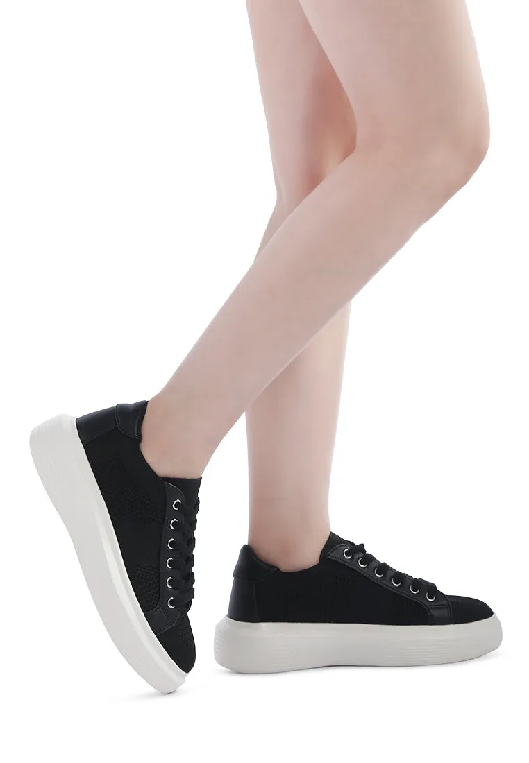 twink chunky sole mesh sneakers
