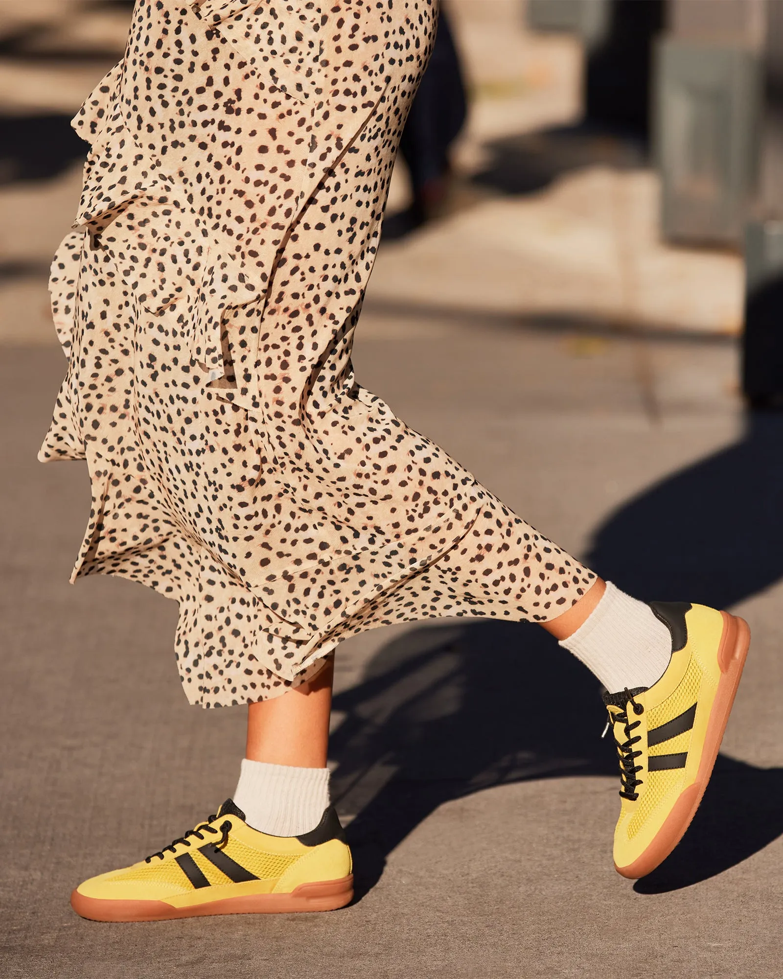 VERDICT BLACK/YELLOW