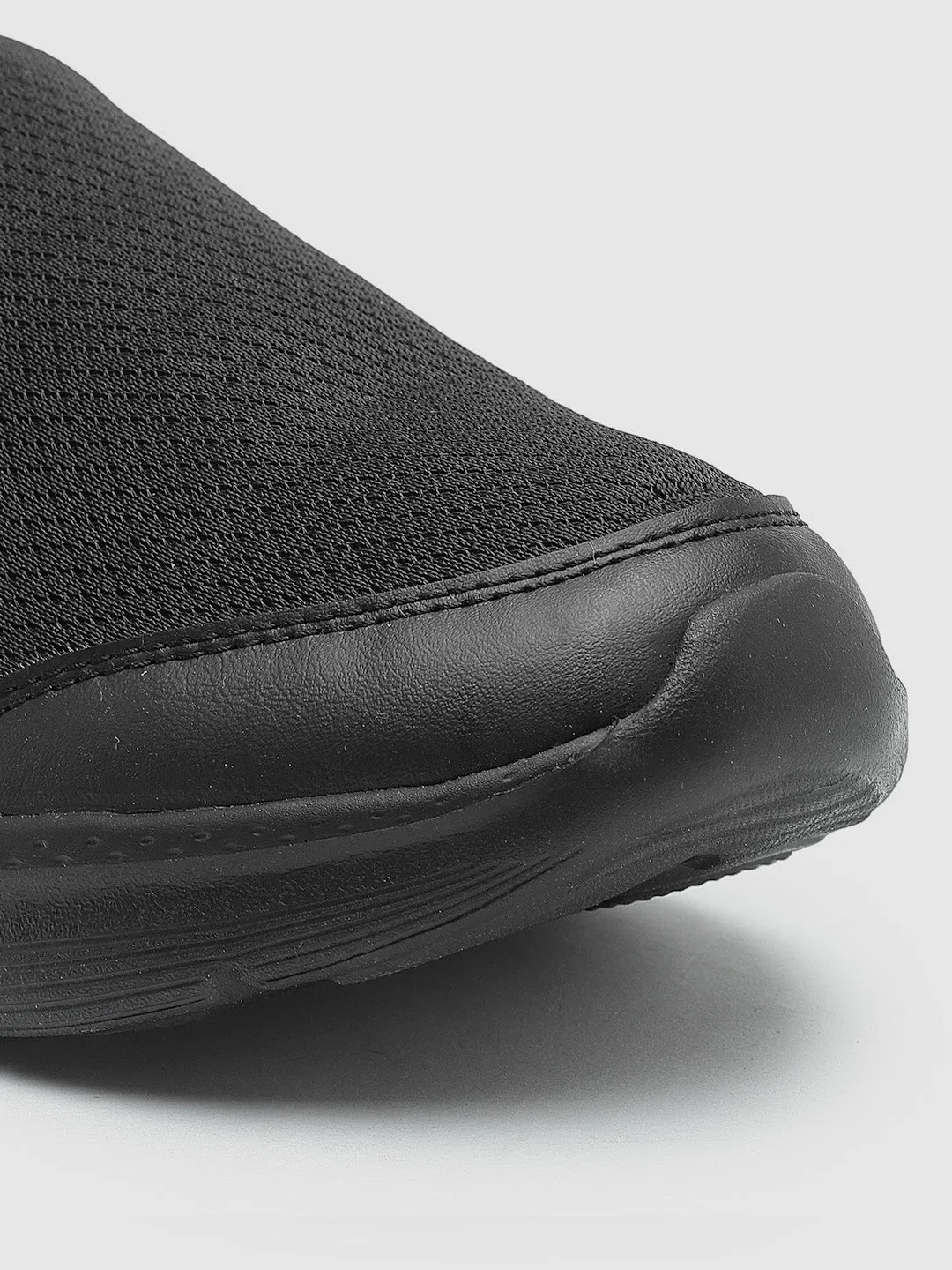 WALKER 111 Sports Shoes For Men