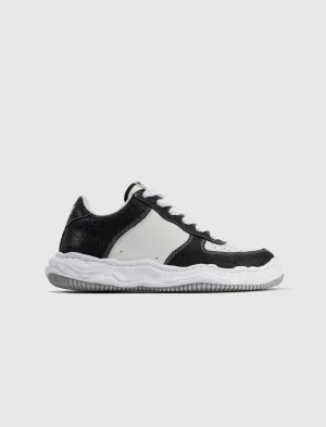 WAYNE LOW TOP SNEAKERS