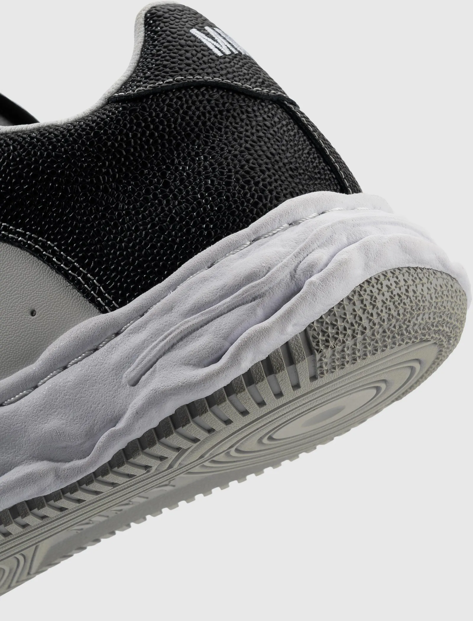 WAYNE LOW TOP SNEAKERS